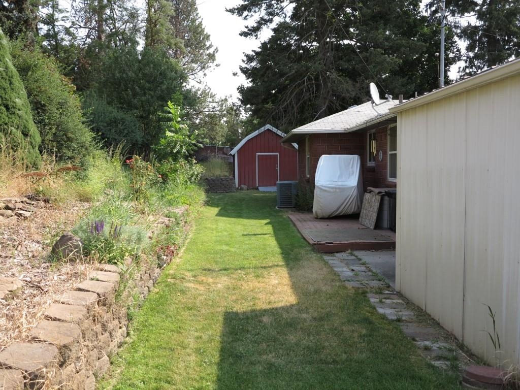 8 W 5th St - Photo 26