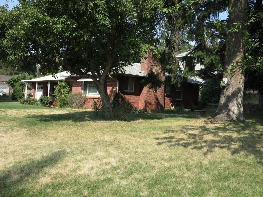 8 W 5th St - Photo 31