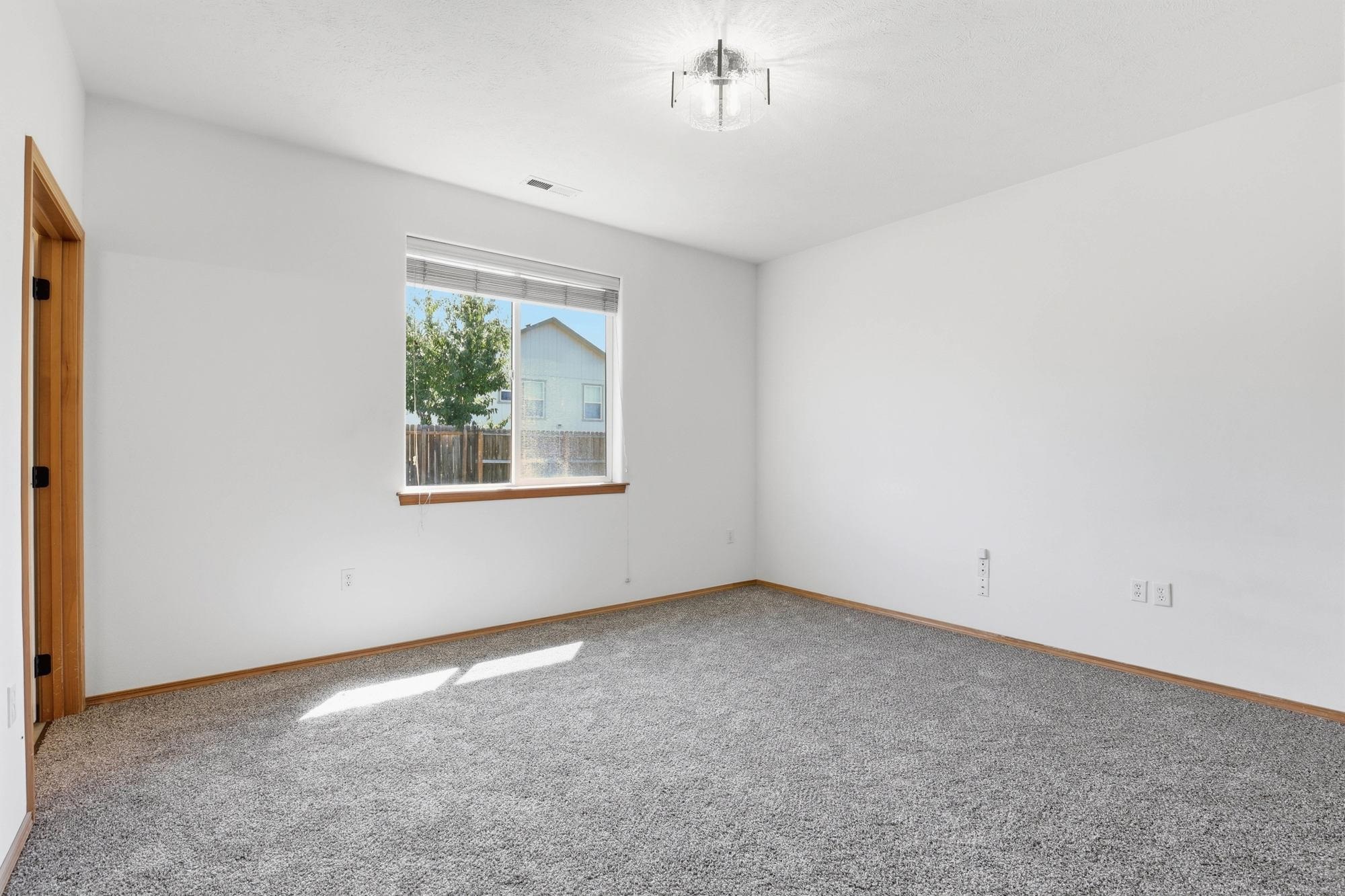 17608 E 2nd Ln - Photo 12