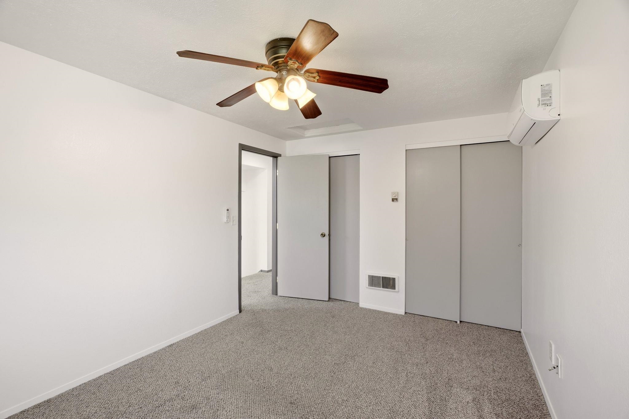 13923 E 9th Ct - Photo 12