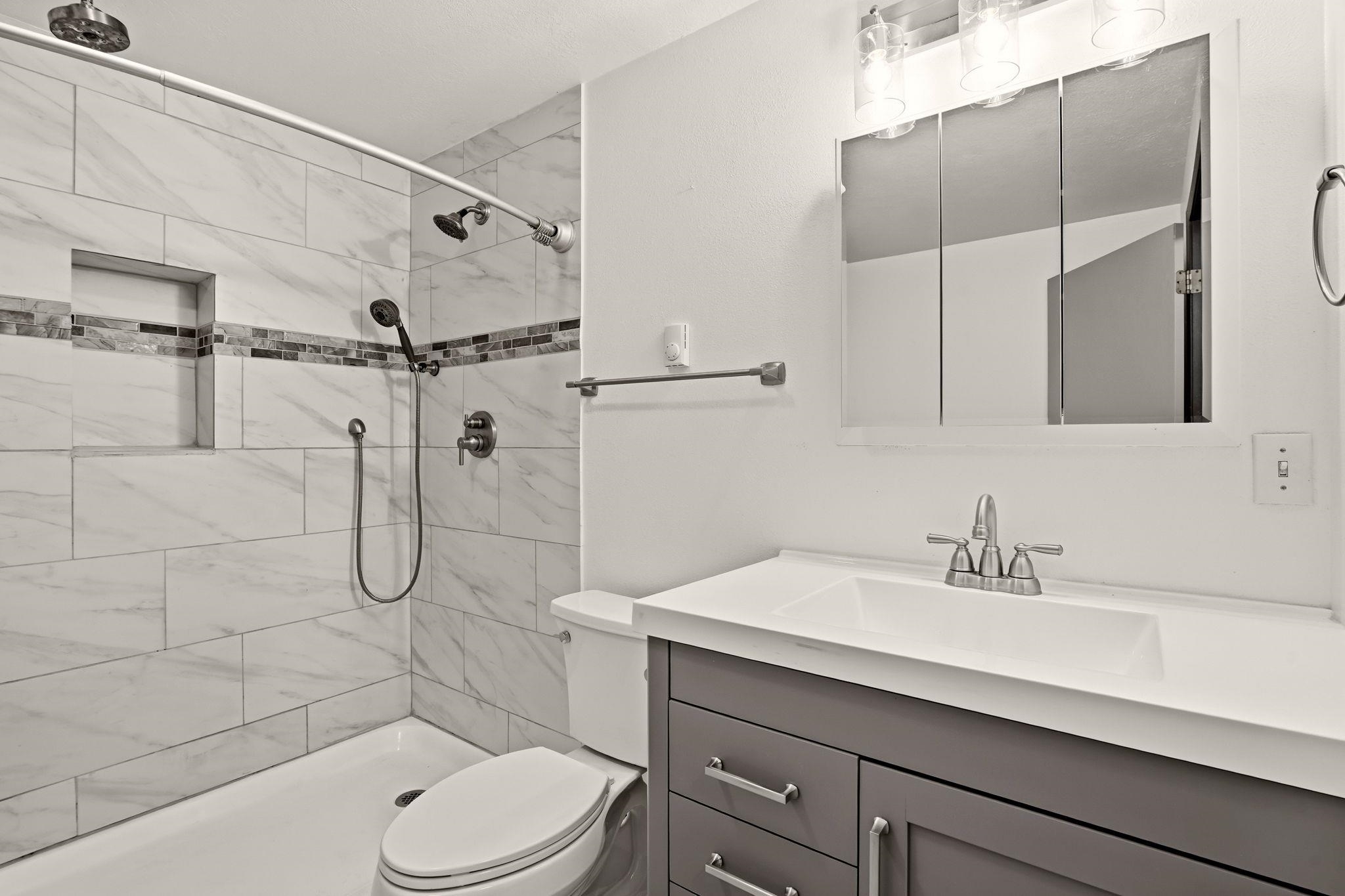 13923 E 9th Ct - Photo 14