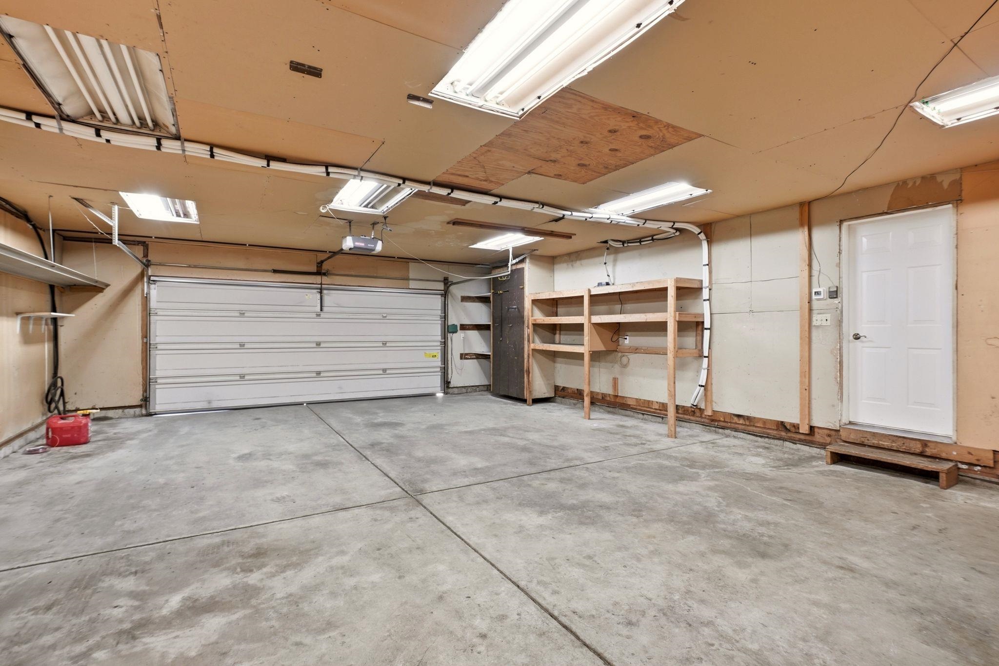 13923 E 9th Ct - Photo 24