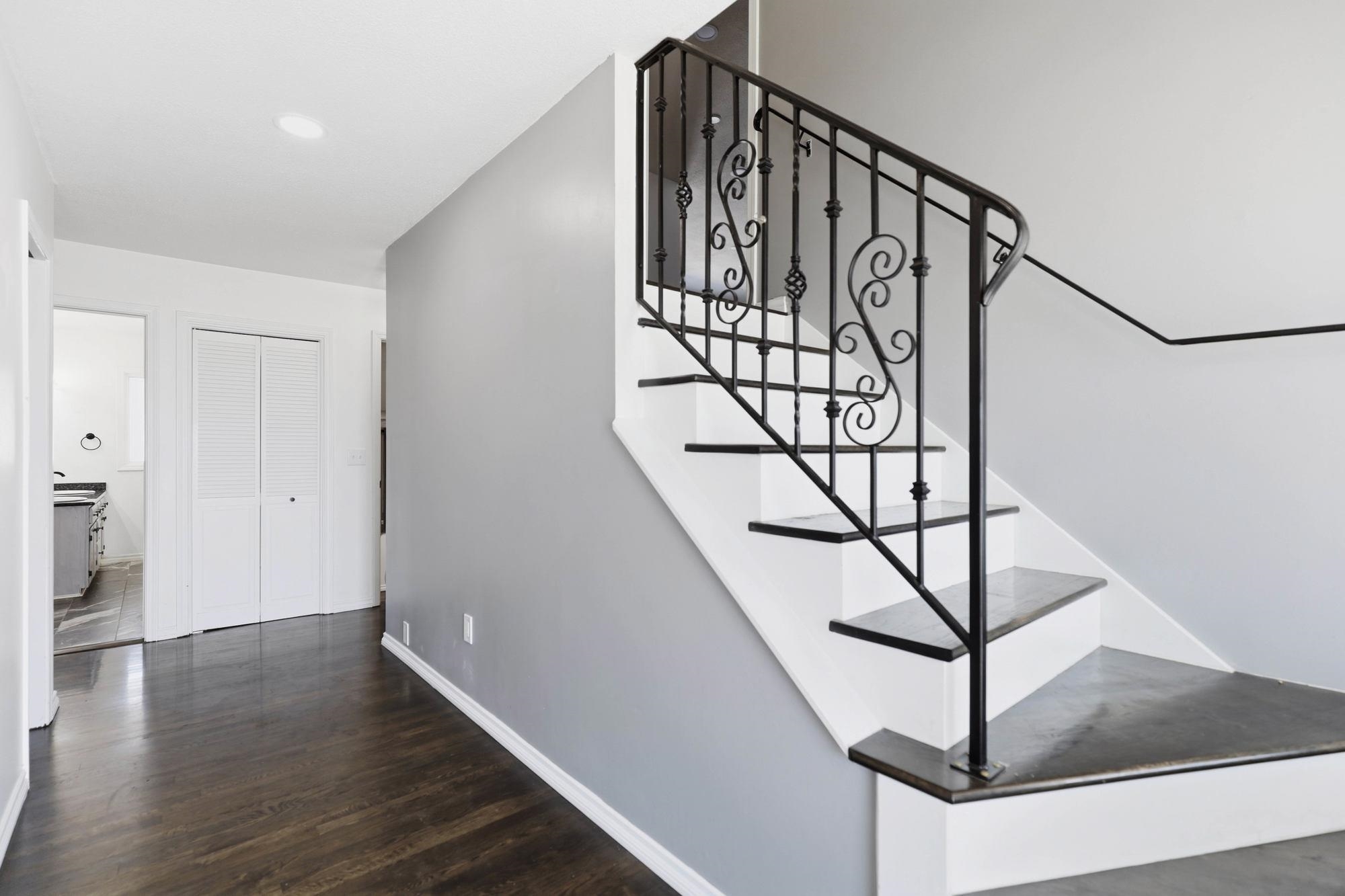 11 N Barker Rd - Photo 11