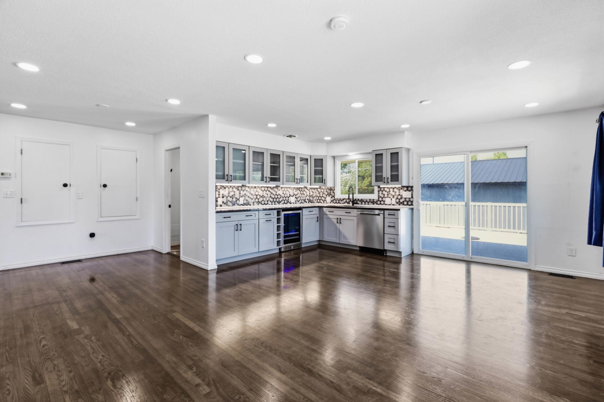 11 N Barker Rd - Photo 15