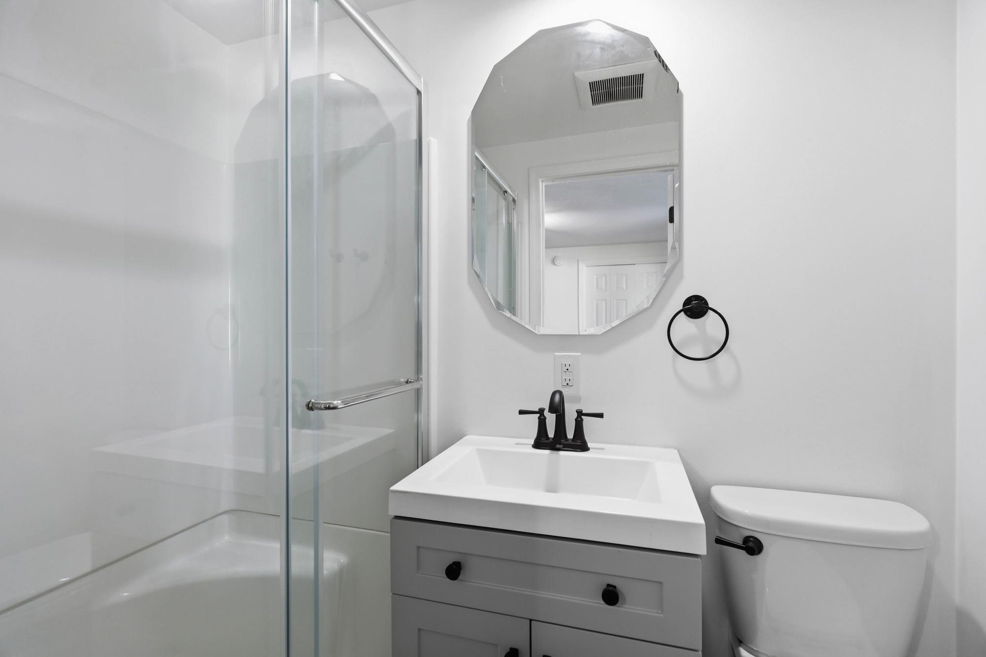 11 N Barker Rd - Photo 36