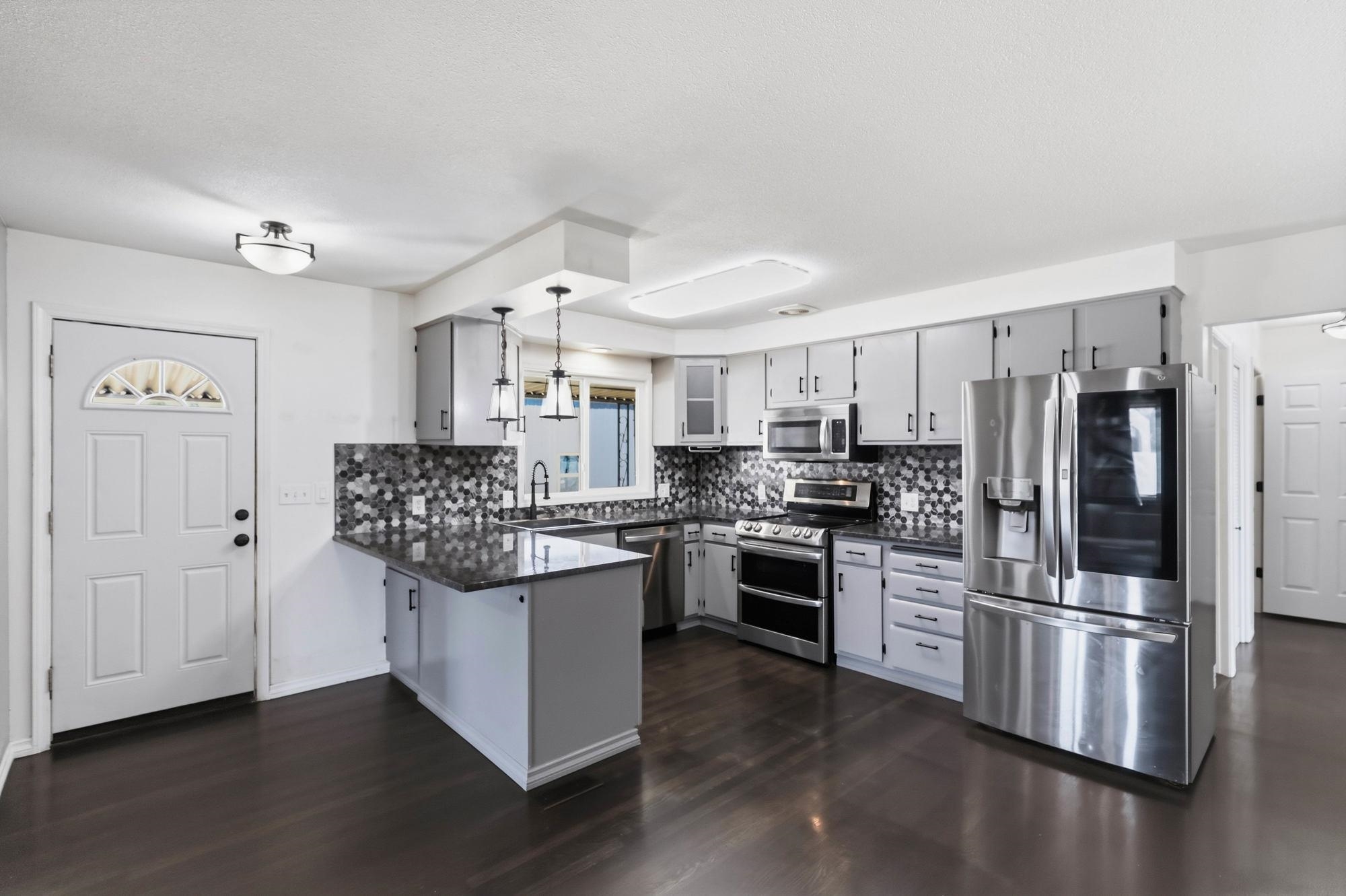 11 N Barker Rd - Photo 18