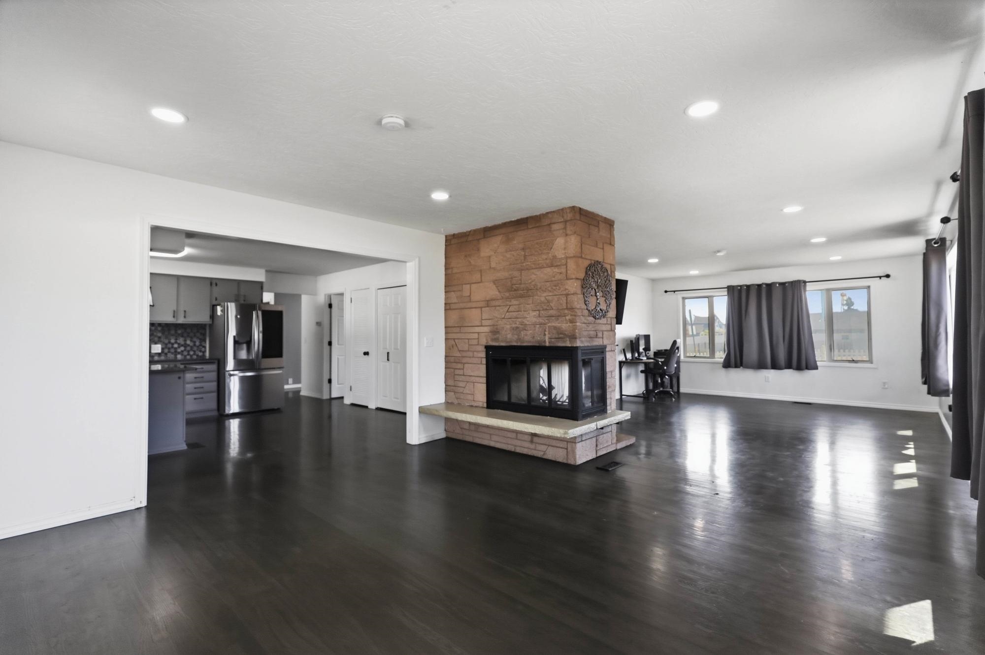 11 N Barker Rd - Photo 13