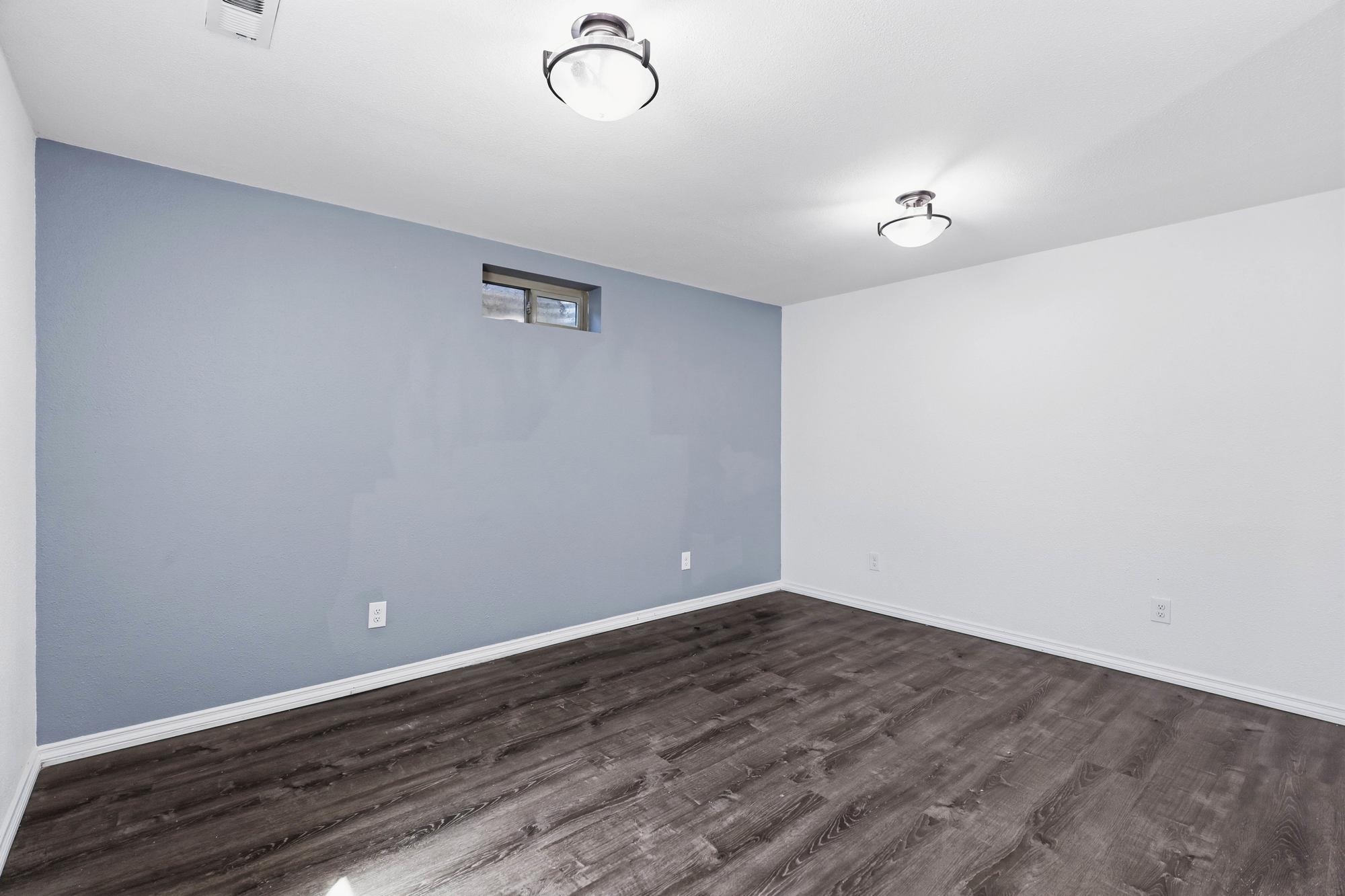 11 N Barker Rd - Photo 31