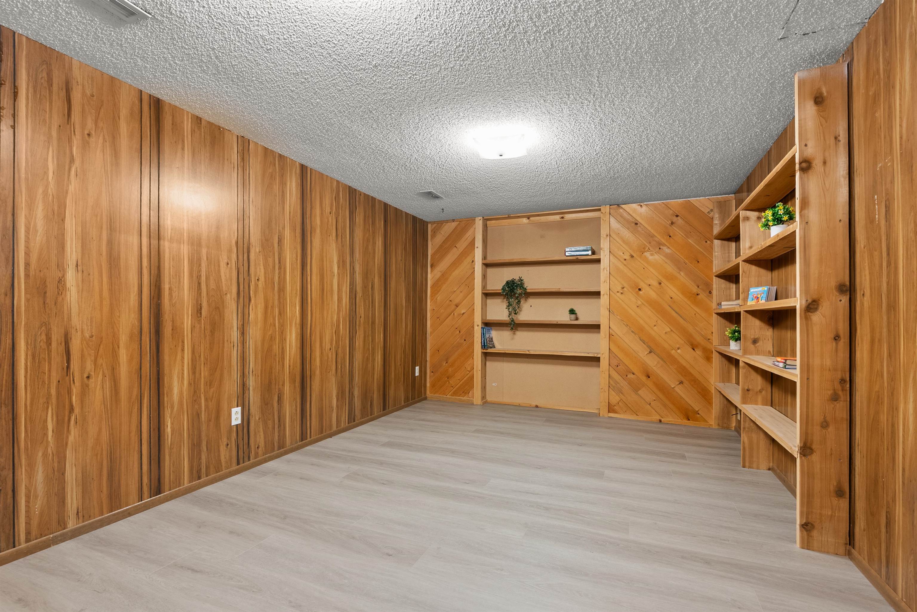 6806 W Johannsen Ave - Photo 30