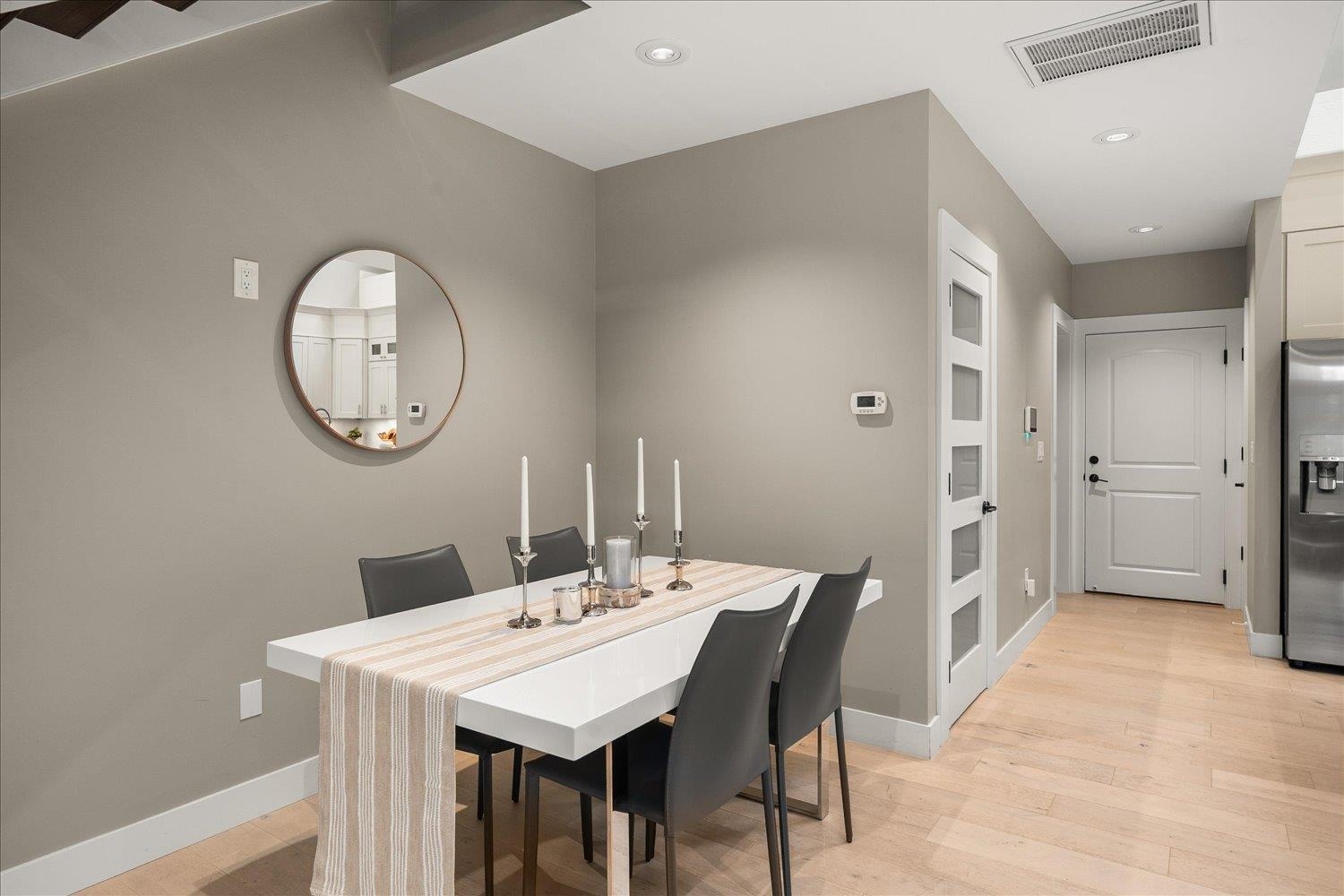 310 E 10th Ave - Photo 7