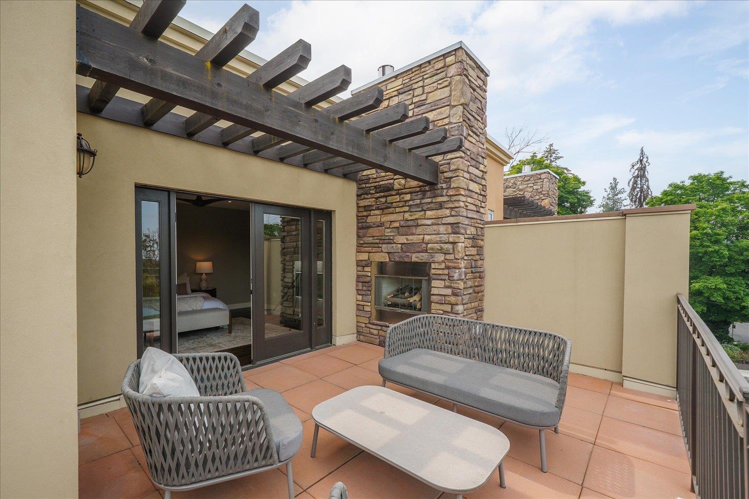 310 E 10th Ave - Photo 16