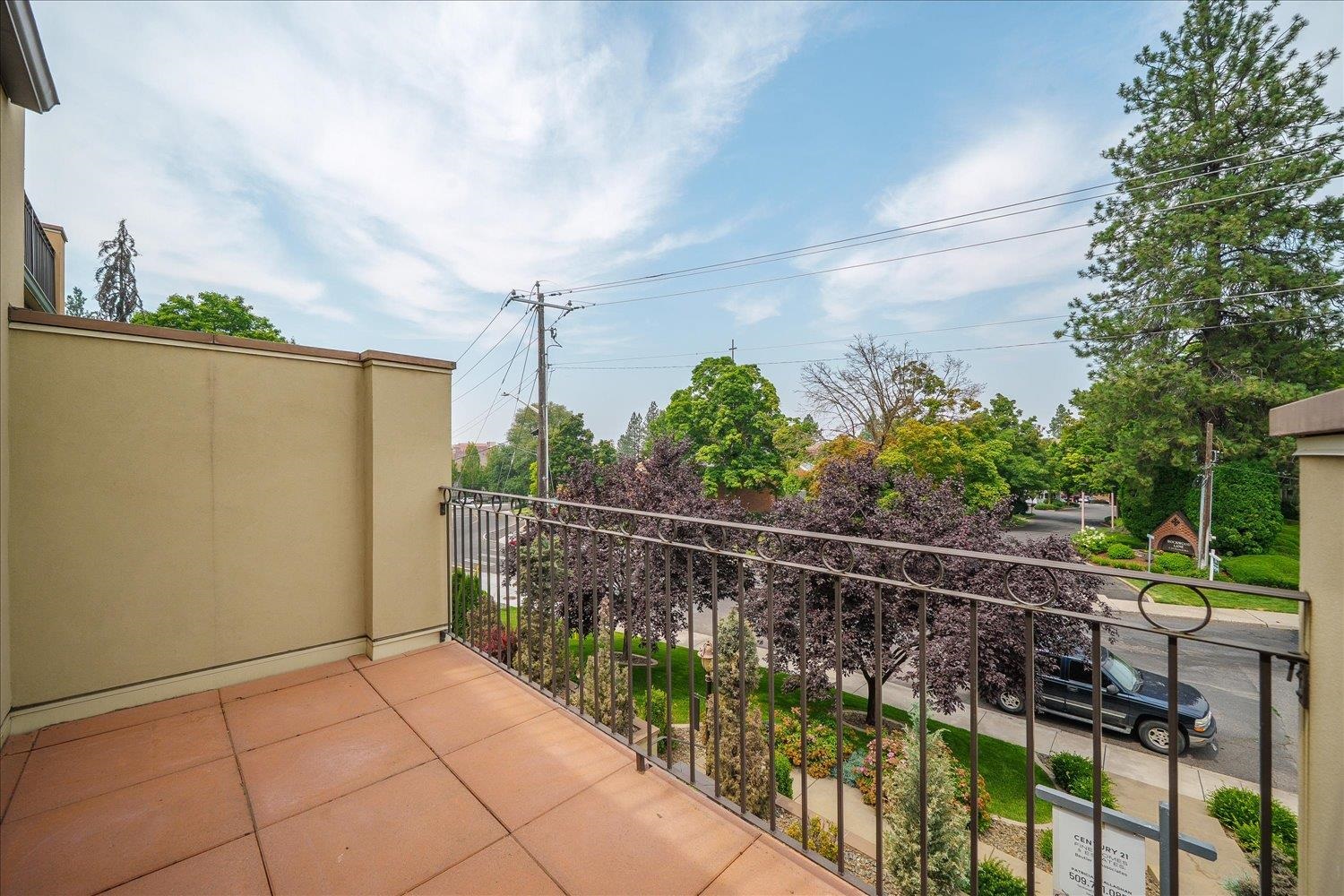 310 E 10th Ave - Photo 18