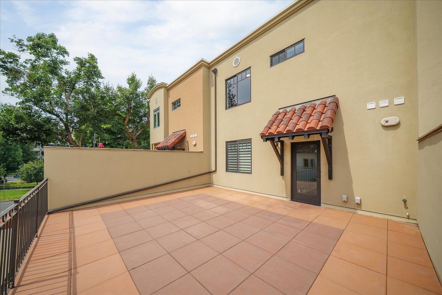 310 E 10th Ave - Photo 21