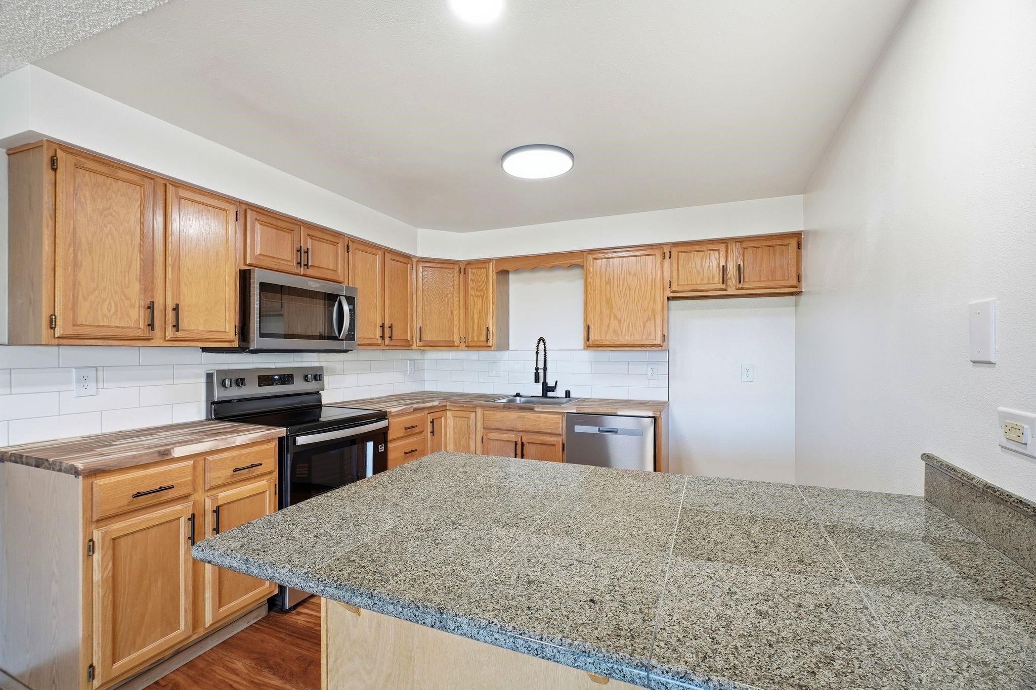 620 W 7TH Unit Ave - Photo 13