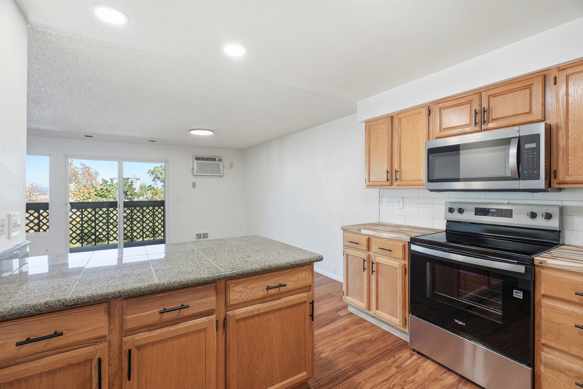620 W 7TH Unit Ave - Photo 14