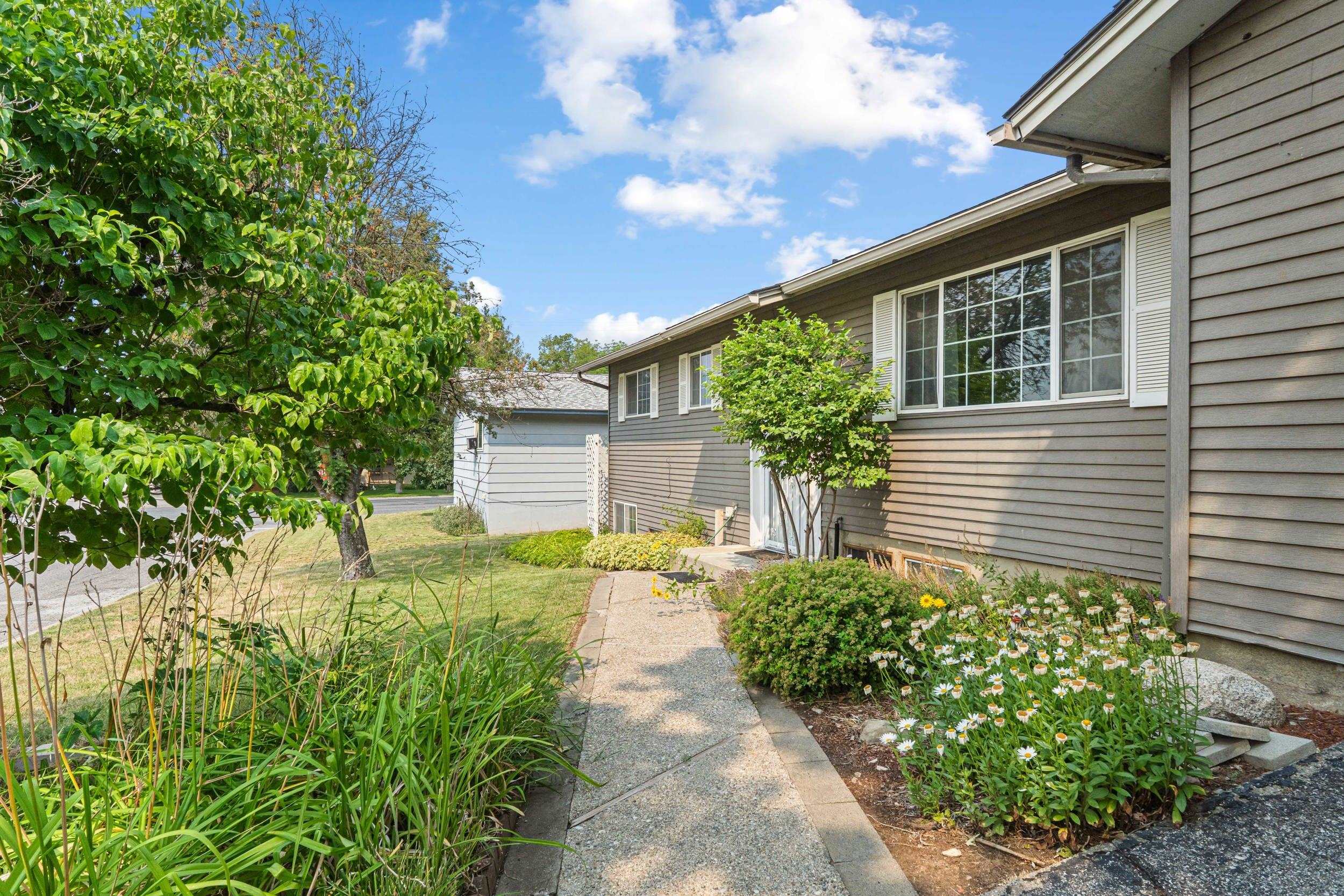 1607 E Ivy Ave - Photo 3