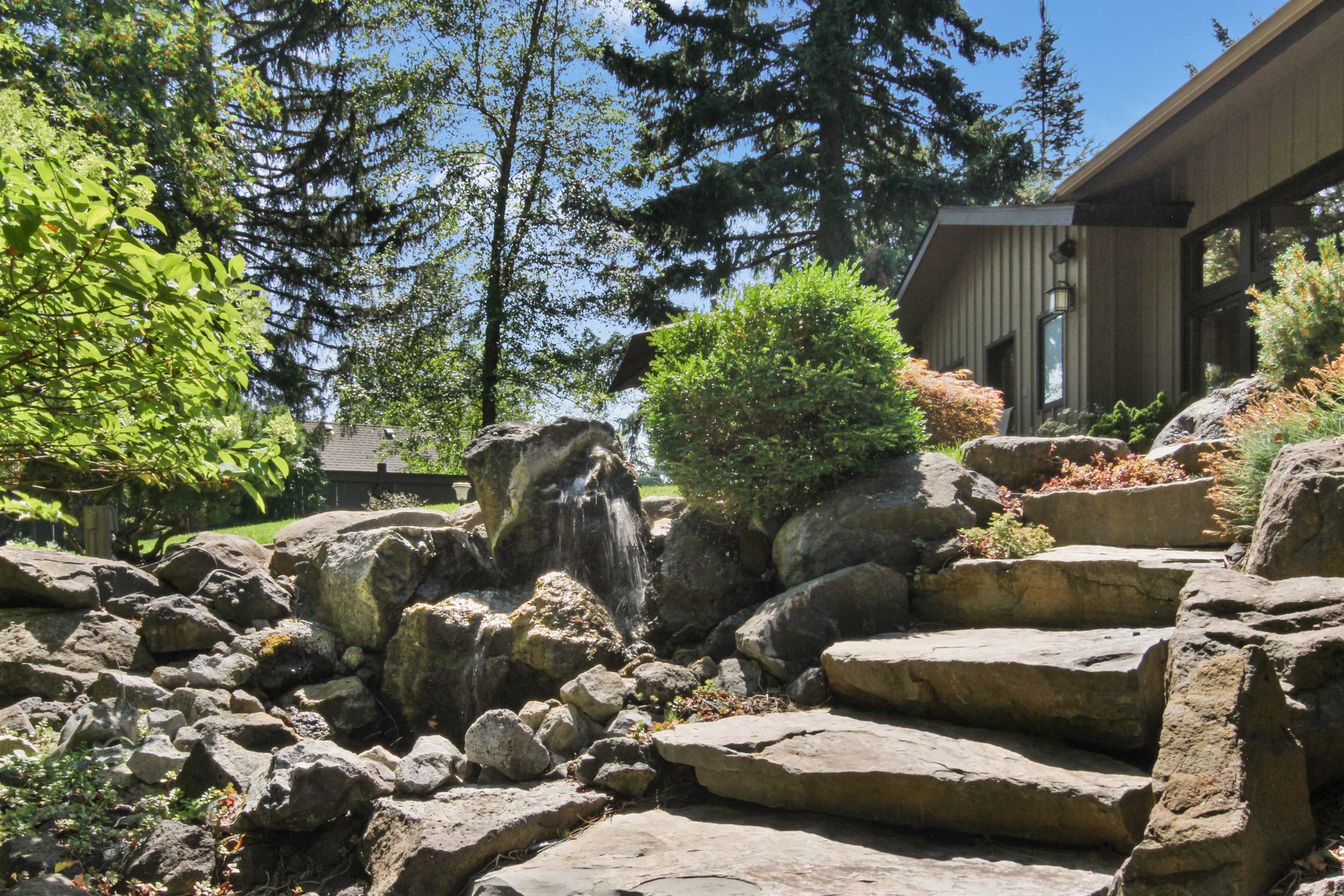 2119 S HELENA St - Photo 35