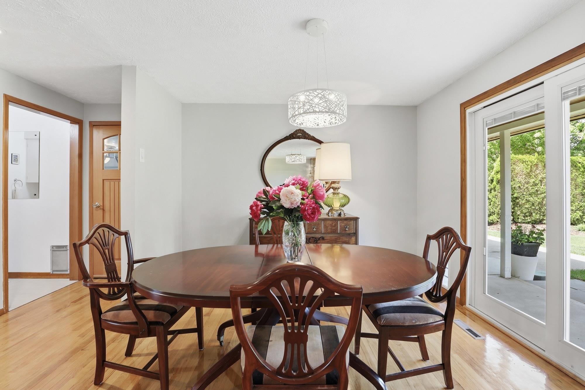 2004 W Courtland Ave - Photo 8