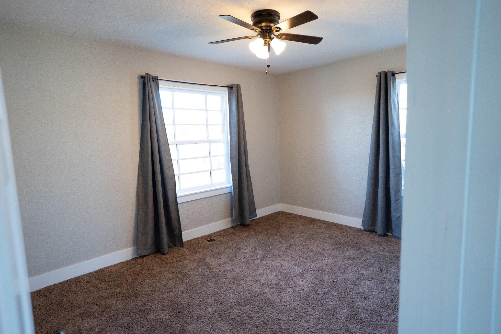 2117 W Knox Ct - Photo 7