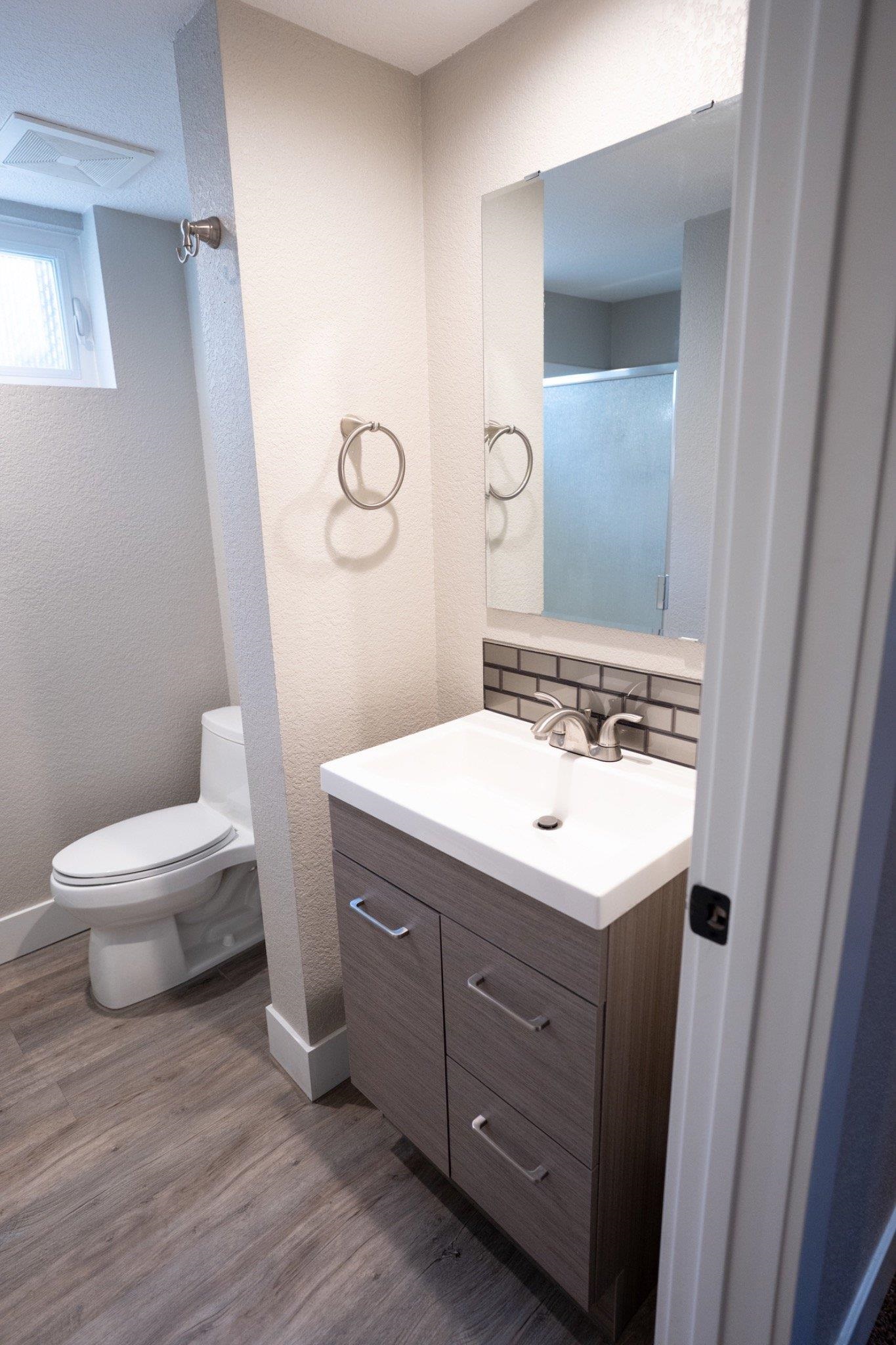2117 W Knox Ct - Photo 25