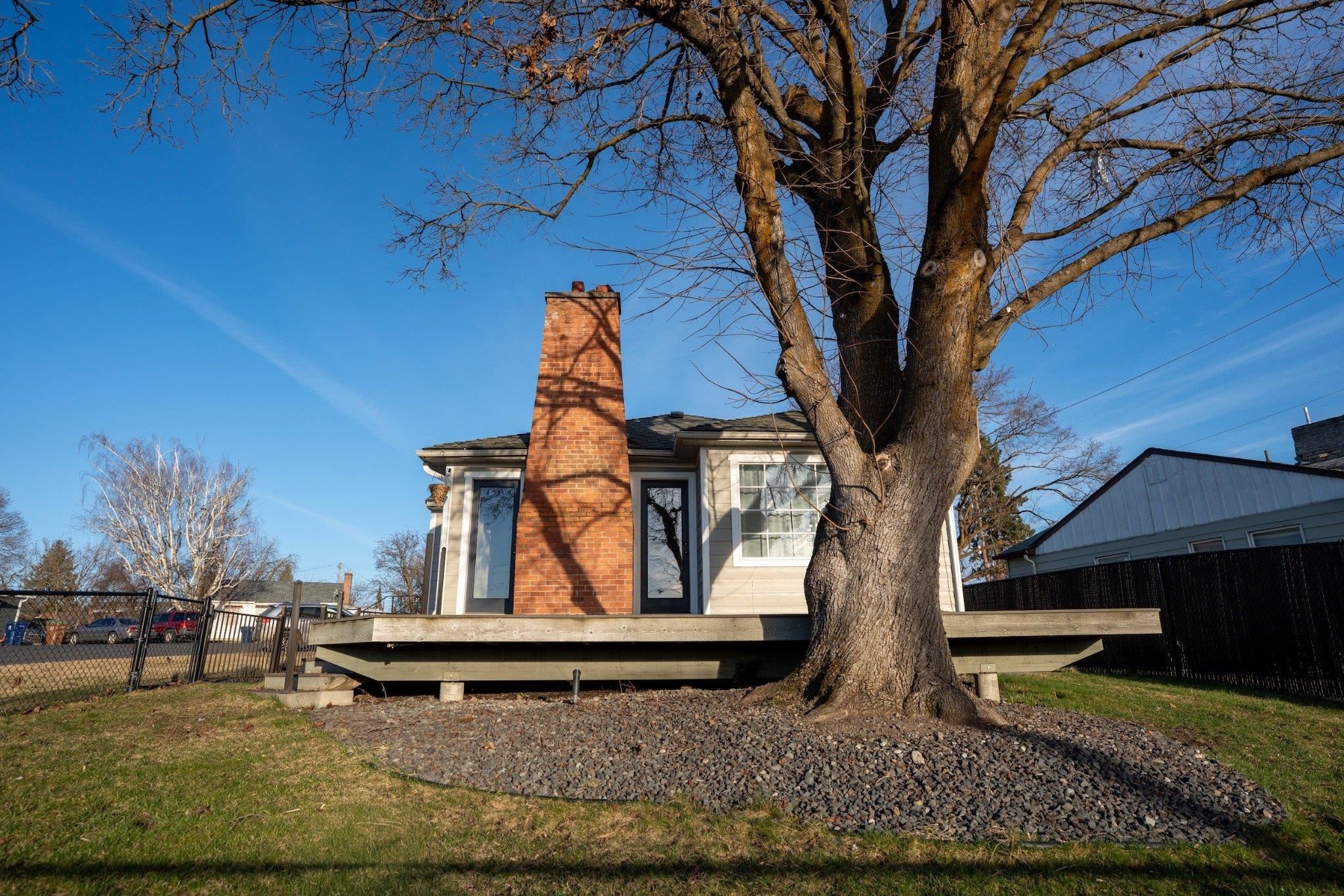 2117 W Knox Ct - Photo 30