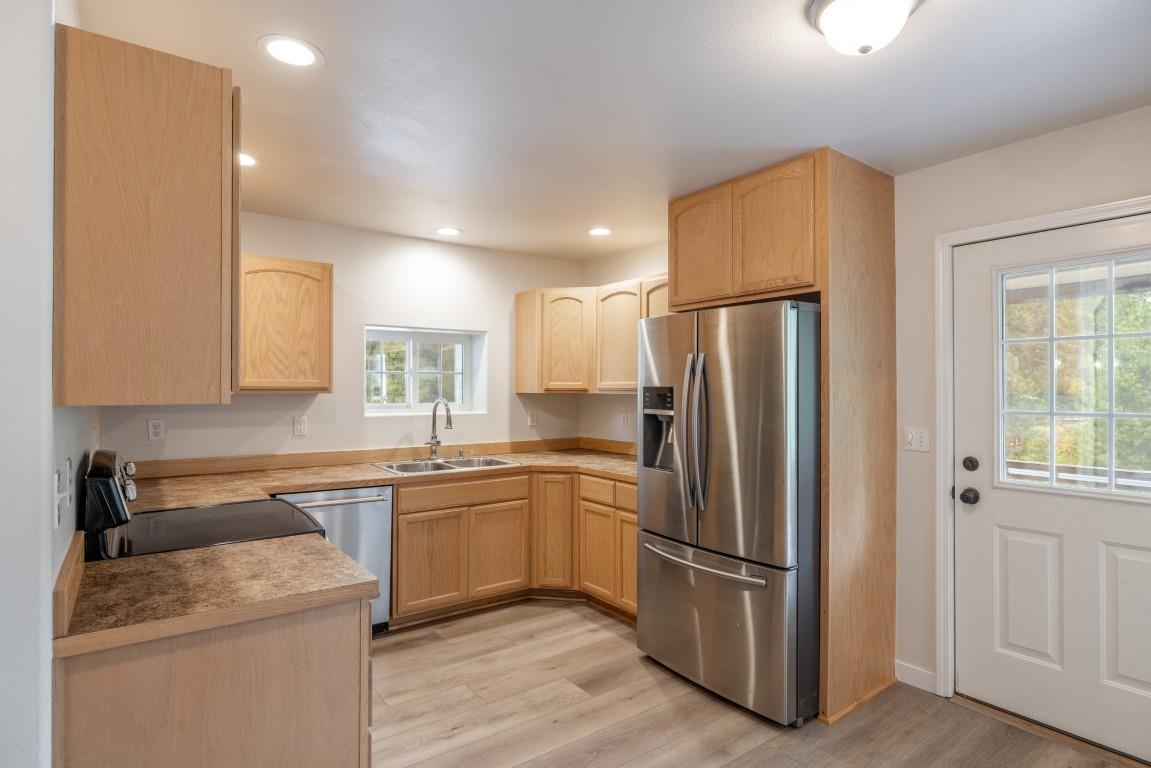 652 Diamond Dr - Photo 7
