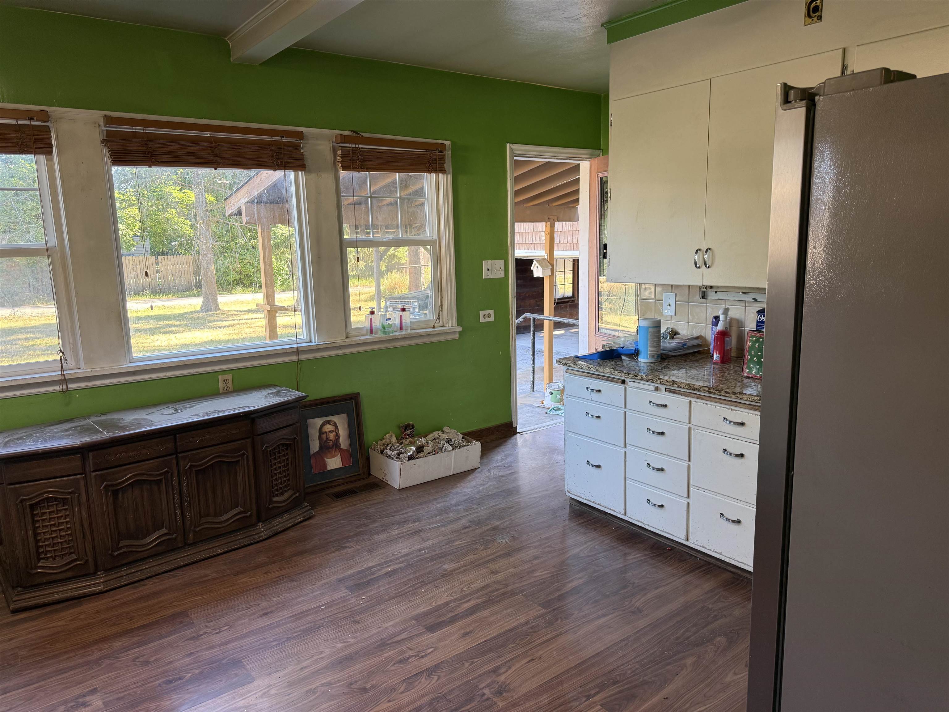 836 W 5th St - Photo 7