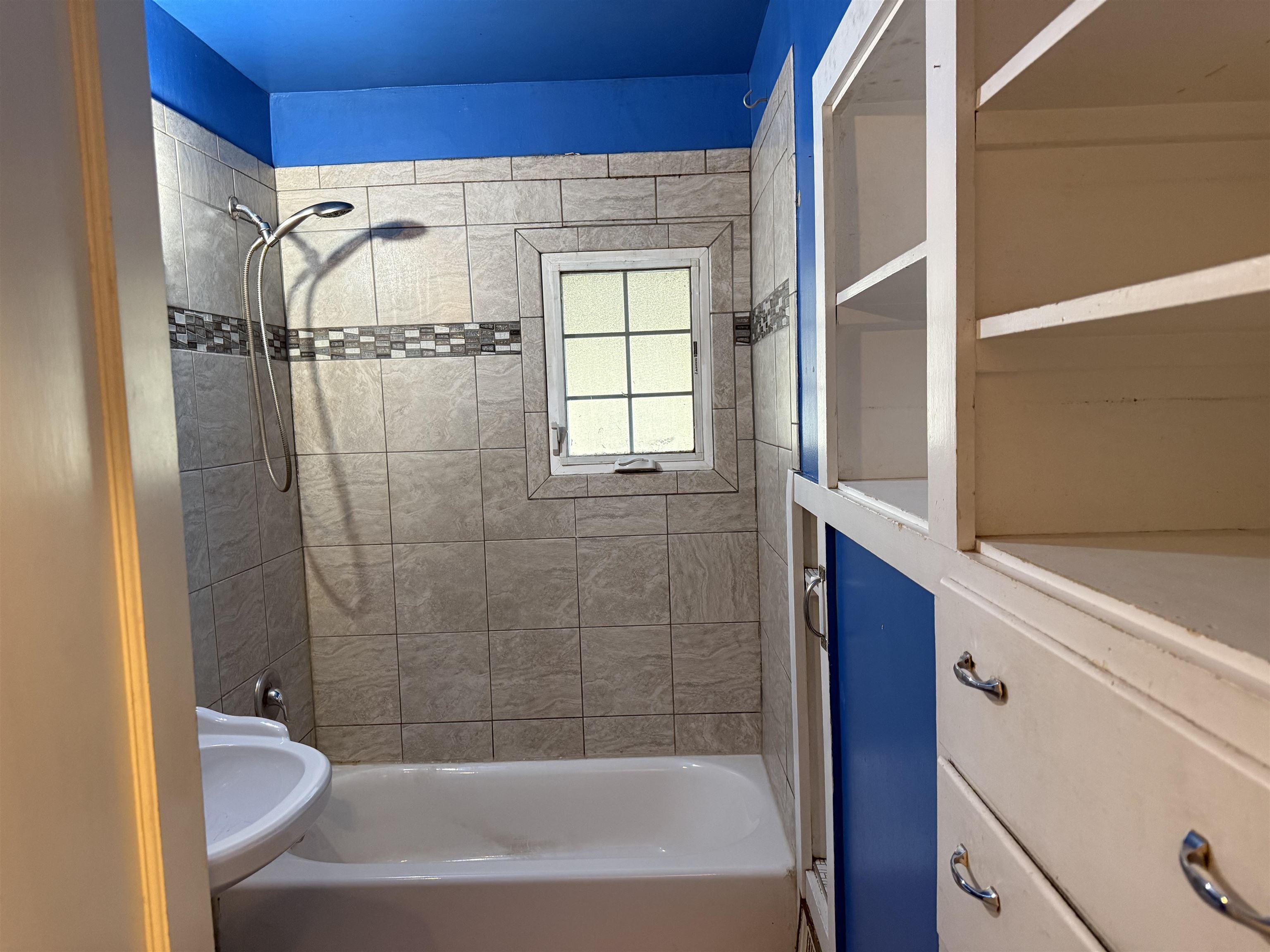 836 W 5th St - Photo 10