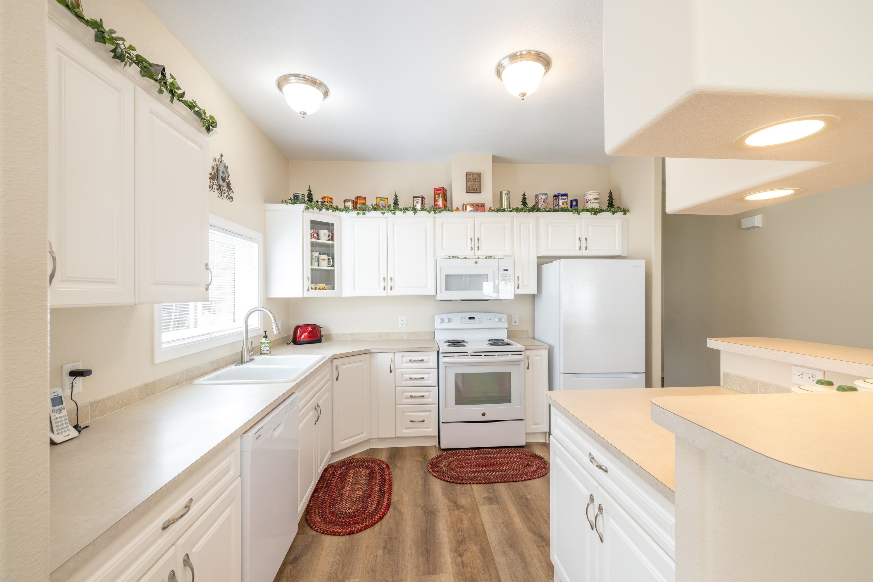 10410 N JACQUELINE Ln - Photo 9