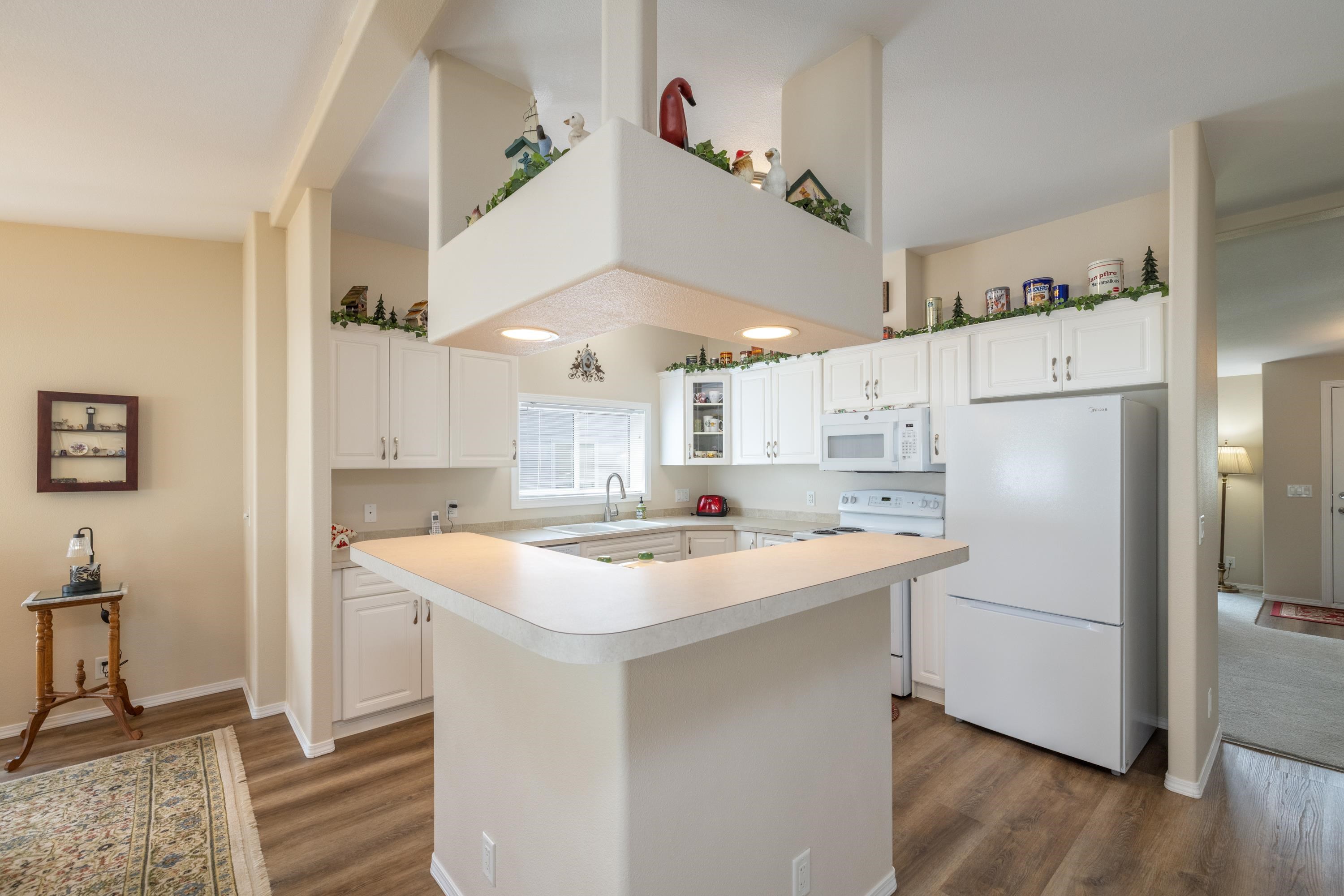 10410 N JACQUELINE Ln - Photo 8