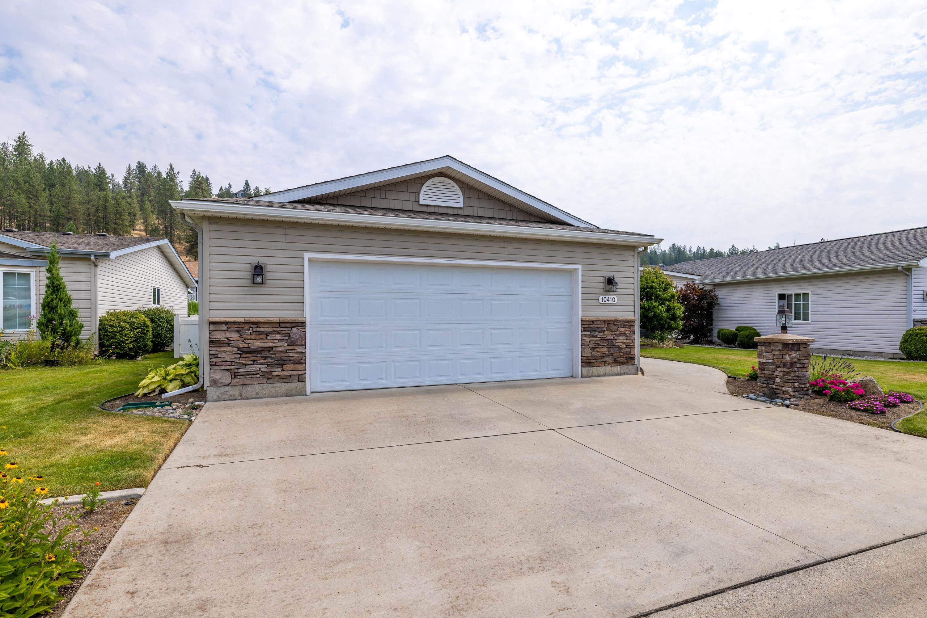 10410 N JACQUELINE Ln - Photo 4