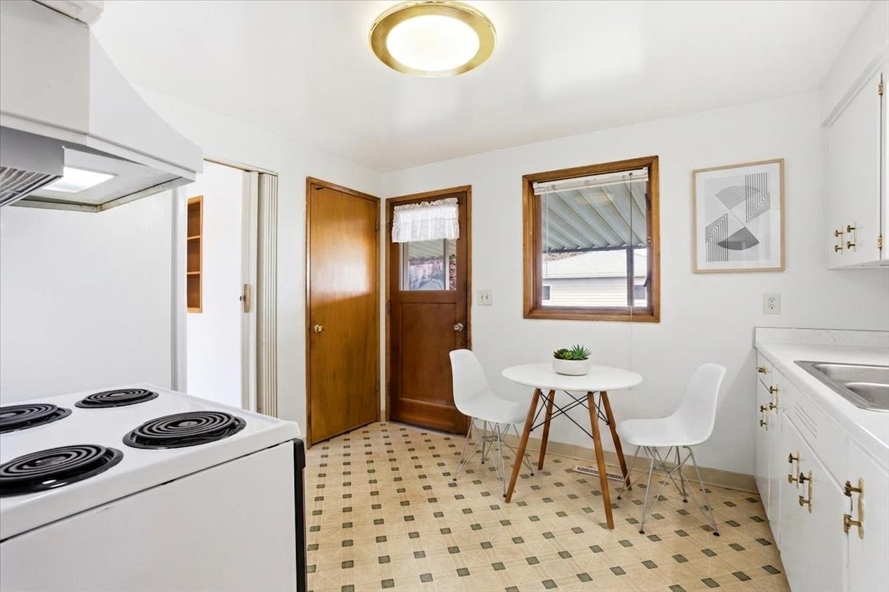 1114 W Rosewood Pl - Photo 10