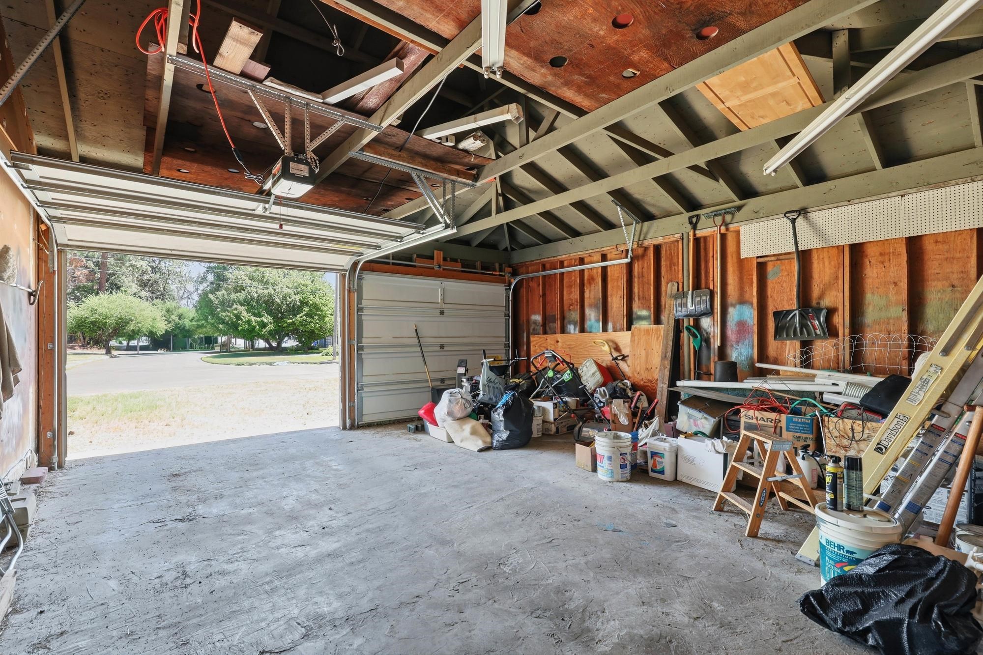 3014 S AVALON Rd - Photo 24