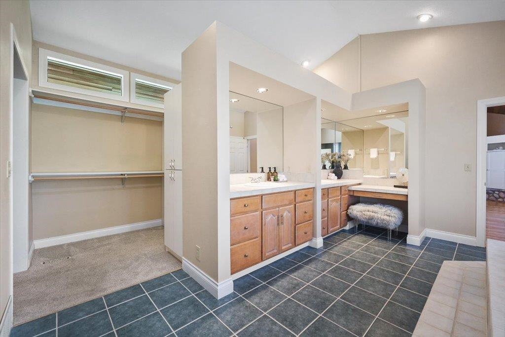 1728 E Rockwood Blvd - Photo 26