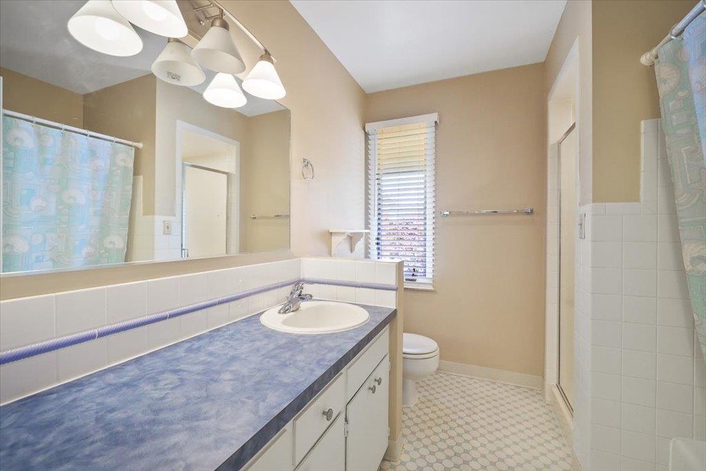 1728 E Rockwood Blvd - Photo 34