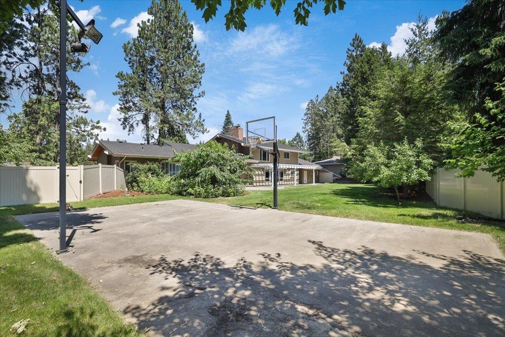 1728 E Rockwood Blvd - Photo 43