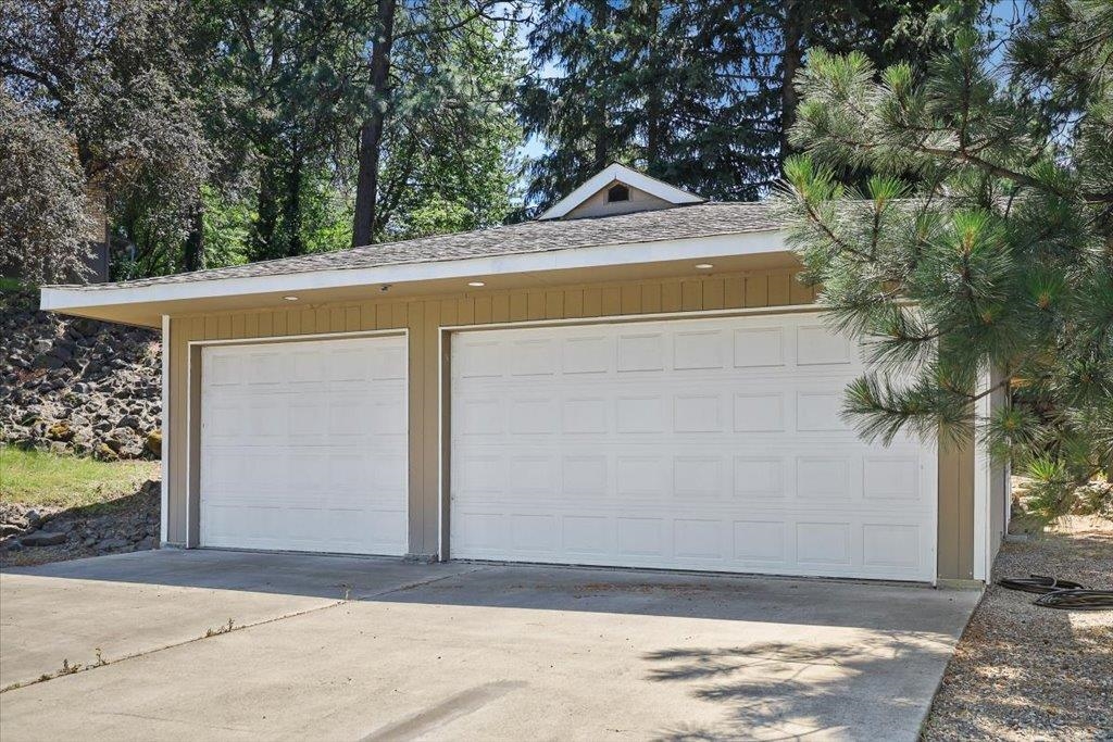 1728 E Rockwood Blvd - Photo 46