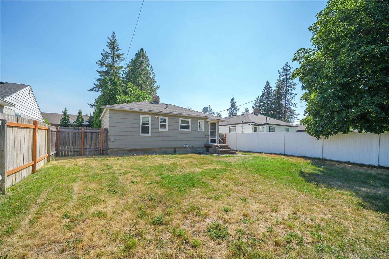 1317 E 33rd Ave - Photo 19