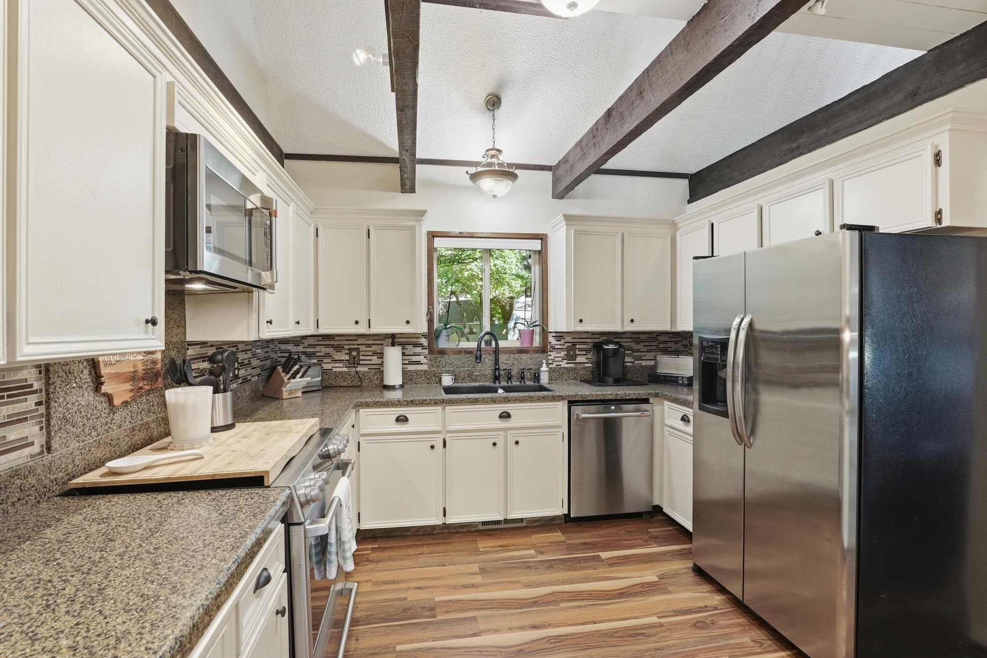 2405 S Timberlane Dr - Photo 11