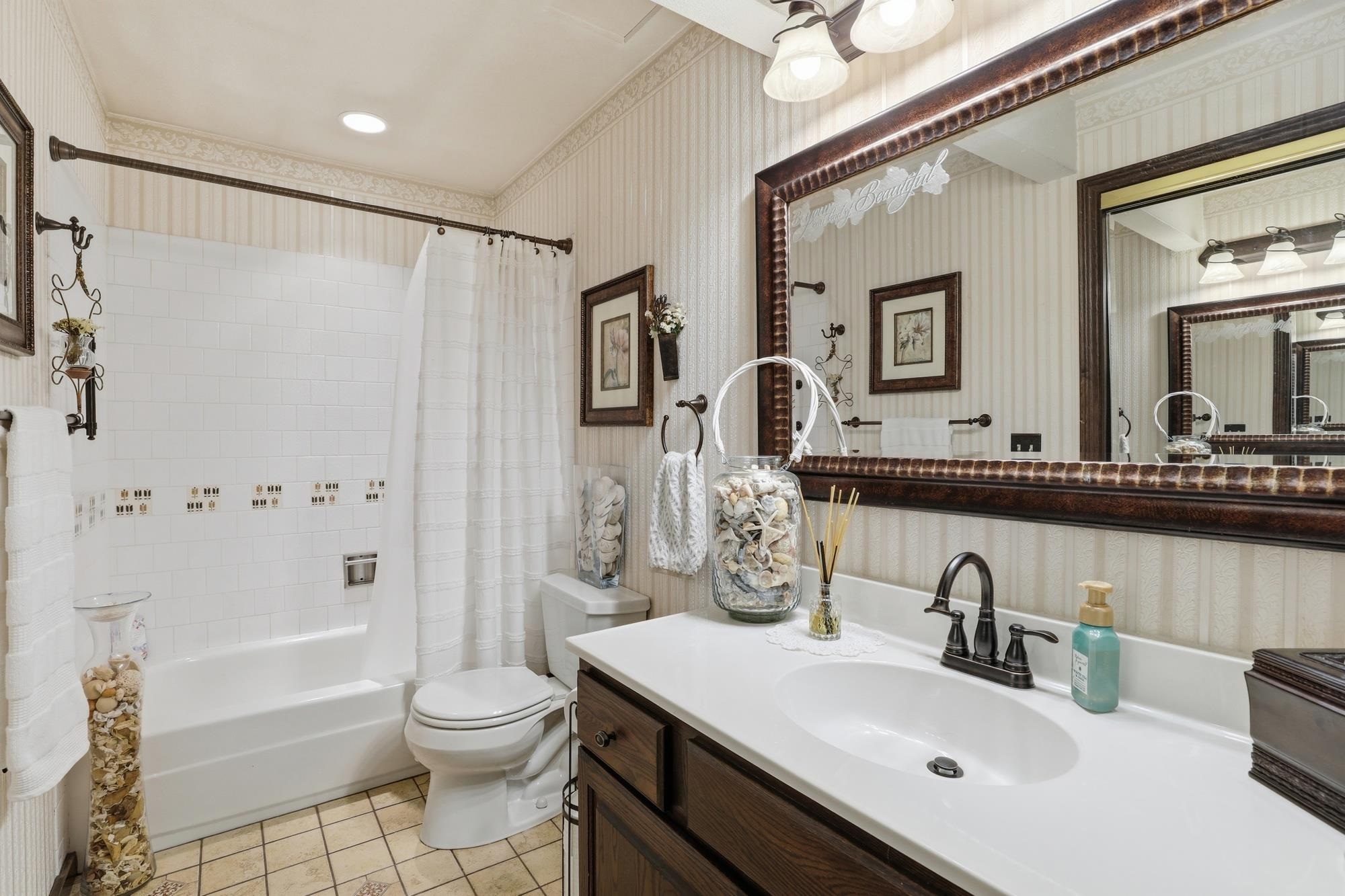 2405 S Timberlane Dr - Photo 18