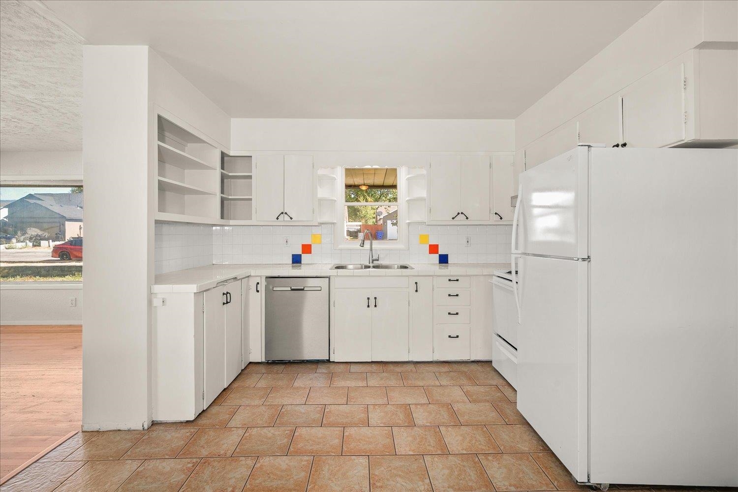 221 S Tshirley Rd - Photo 8