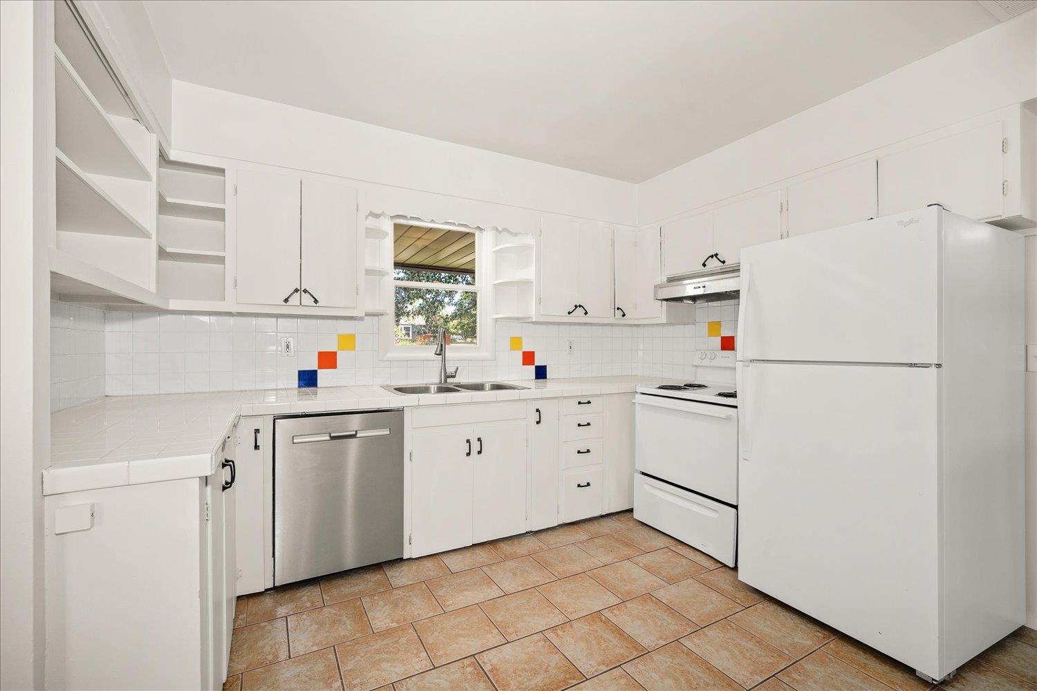 221 S Tshirley Rd - Photo 9