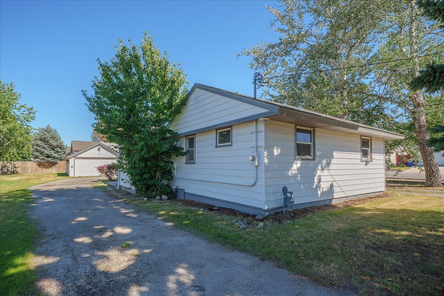 221 S Tshirley Rd - Photo 21
