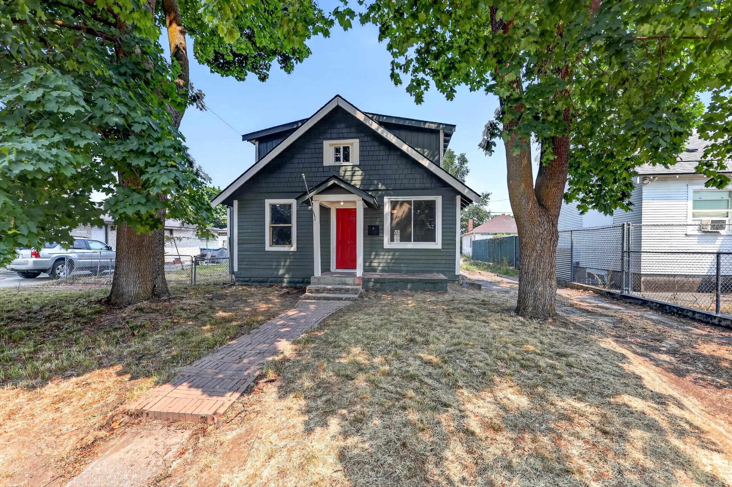 829 Crown Ave - Photo 8