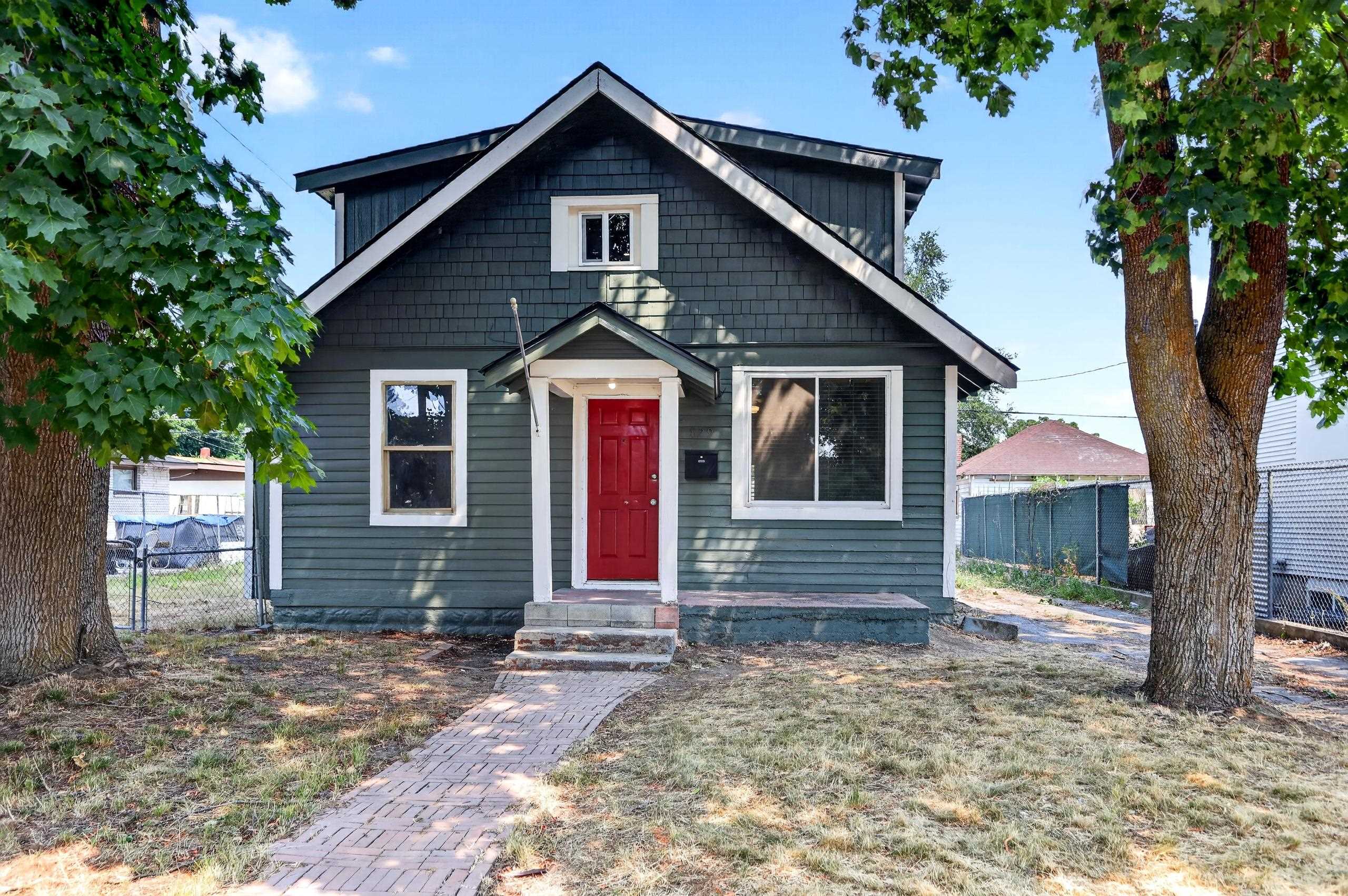 829 Crown Ave - Photo 9