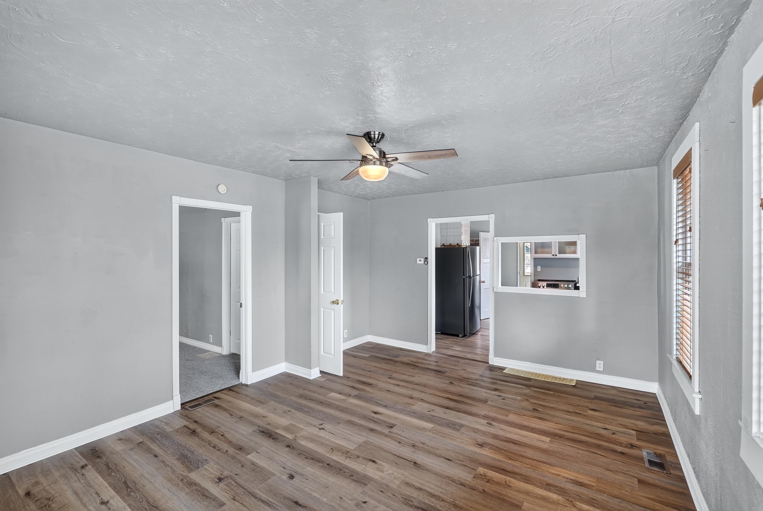829 Crown Ave - Photo 12