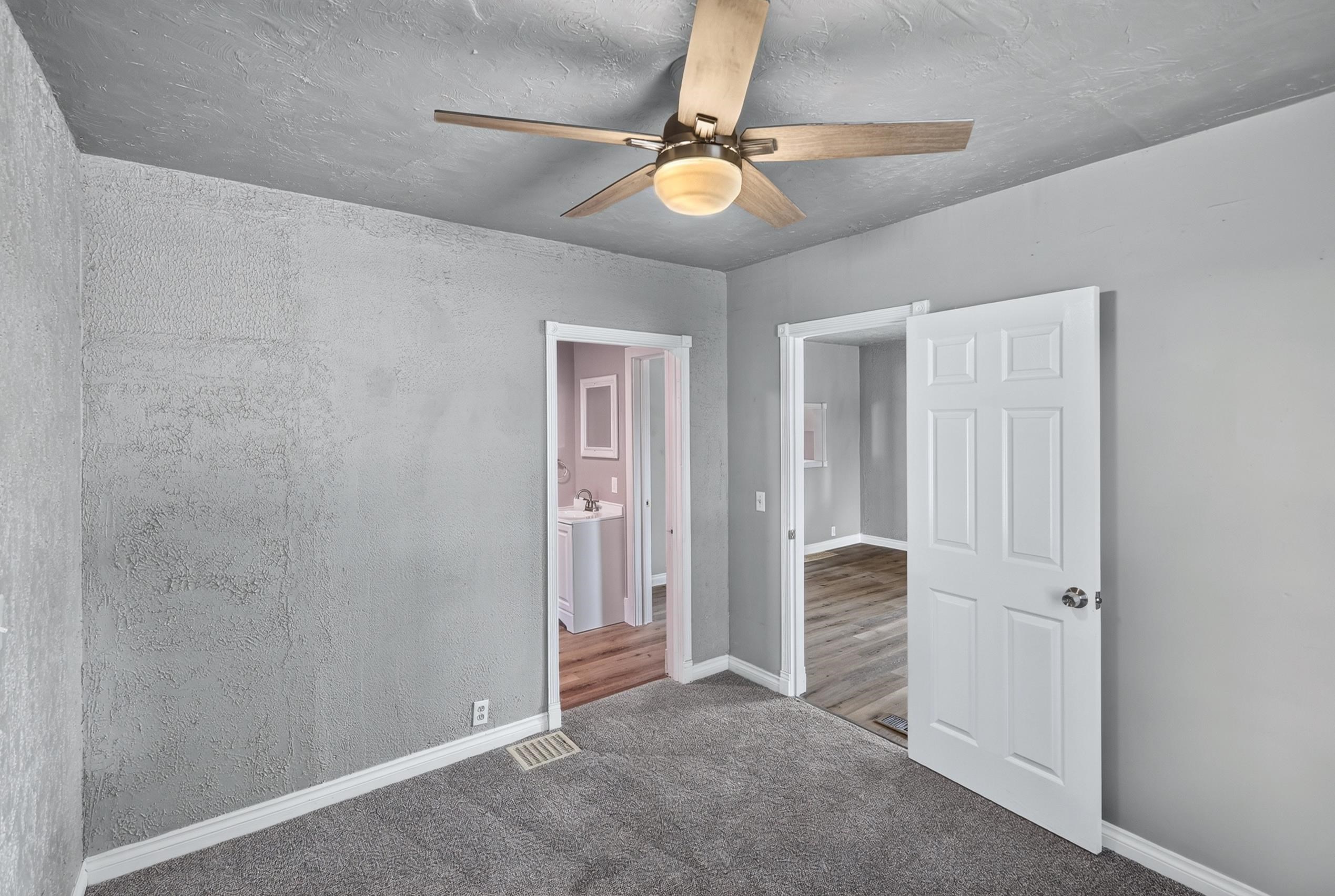829 Crown Ave - Photo 15