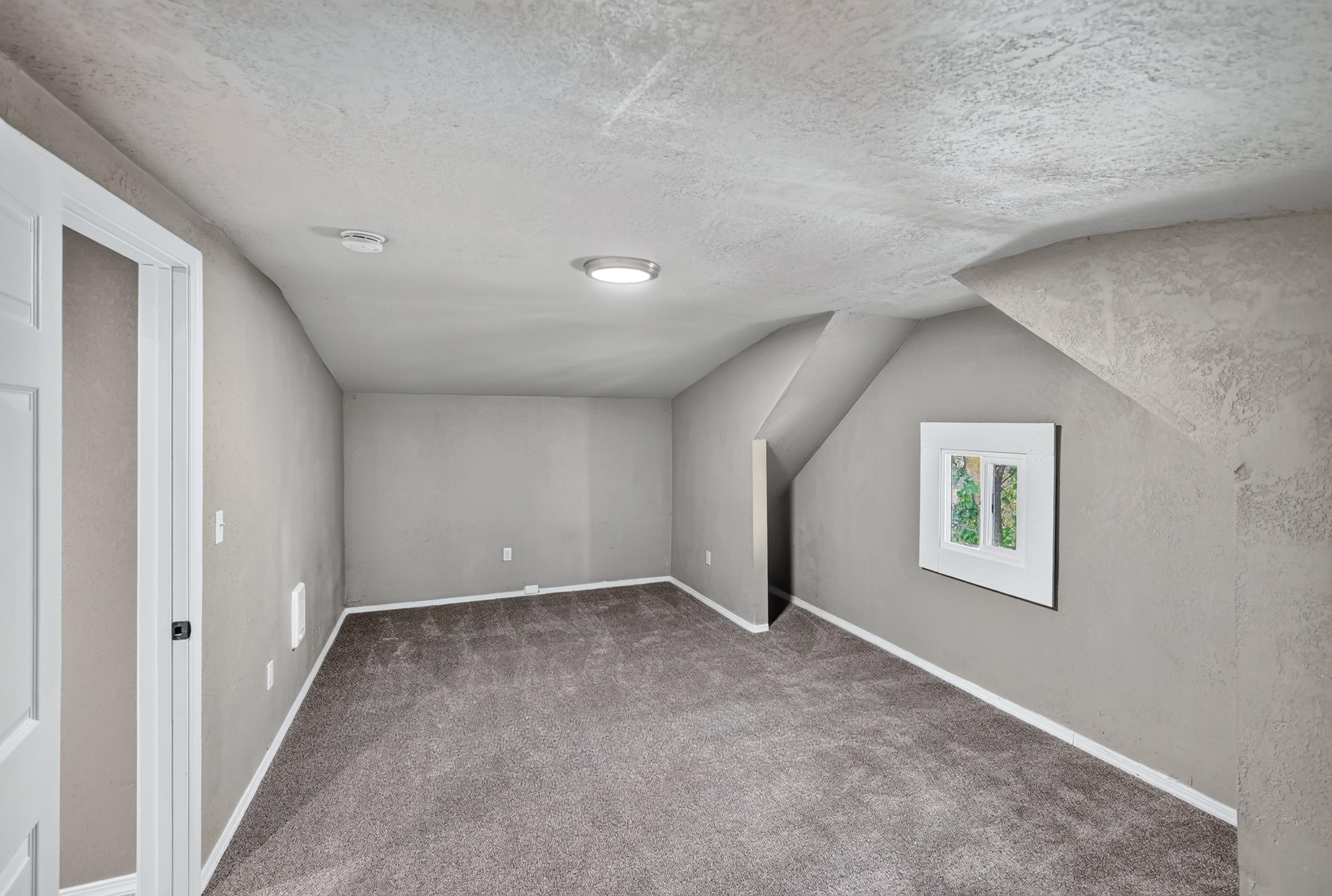829 Crown Ave - Photo 28