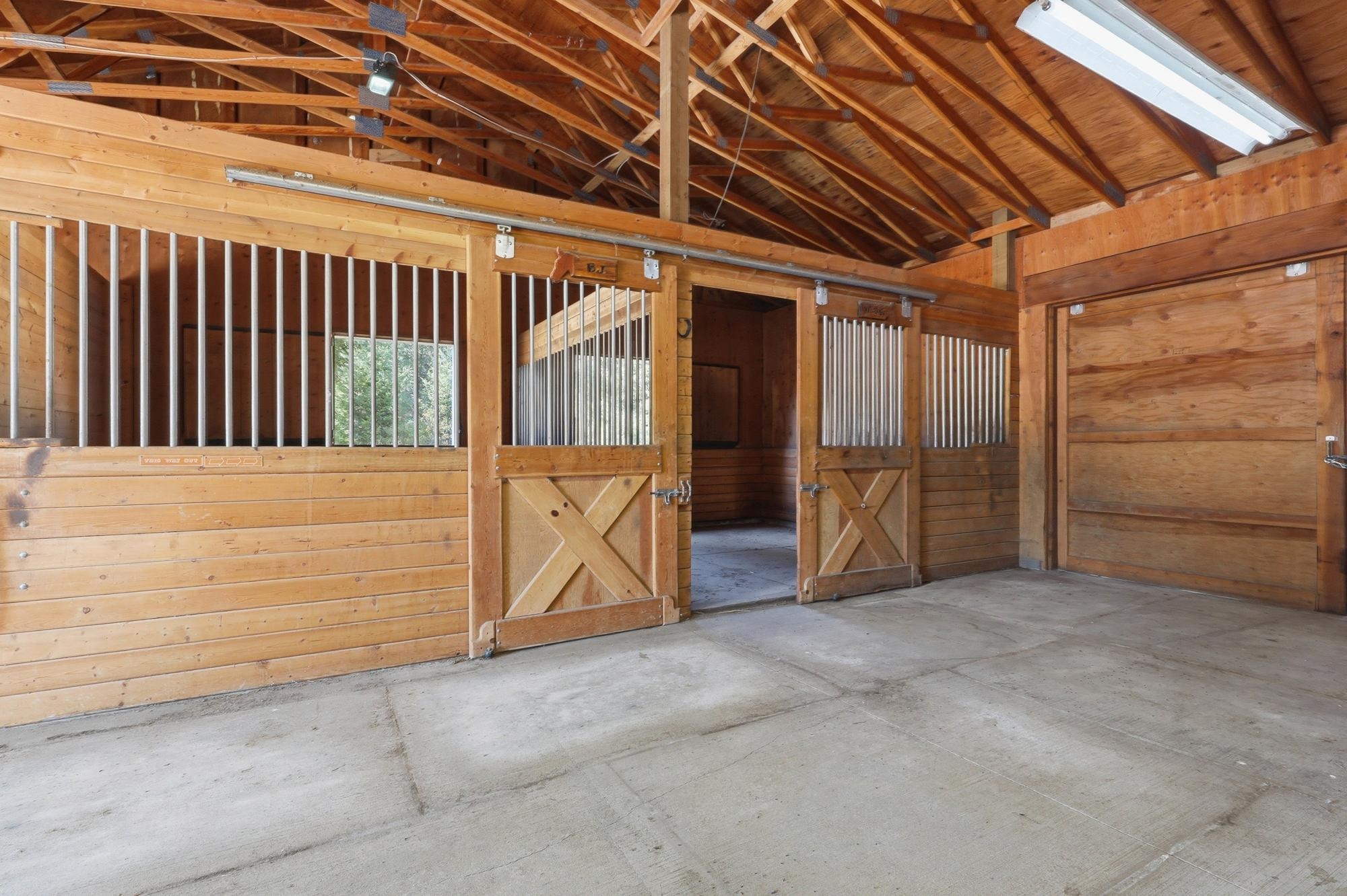 37404 N Hussle Rd - Photo 41