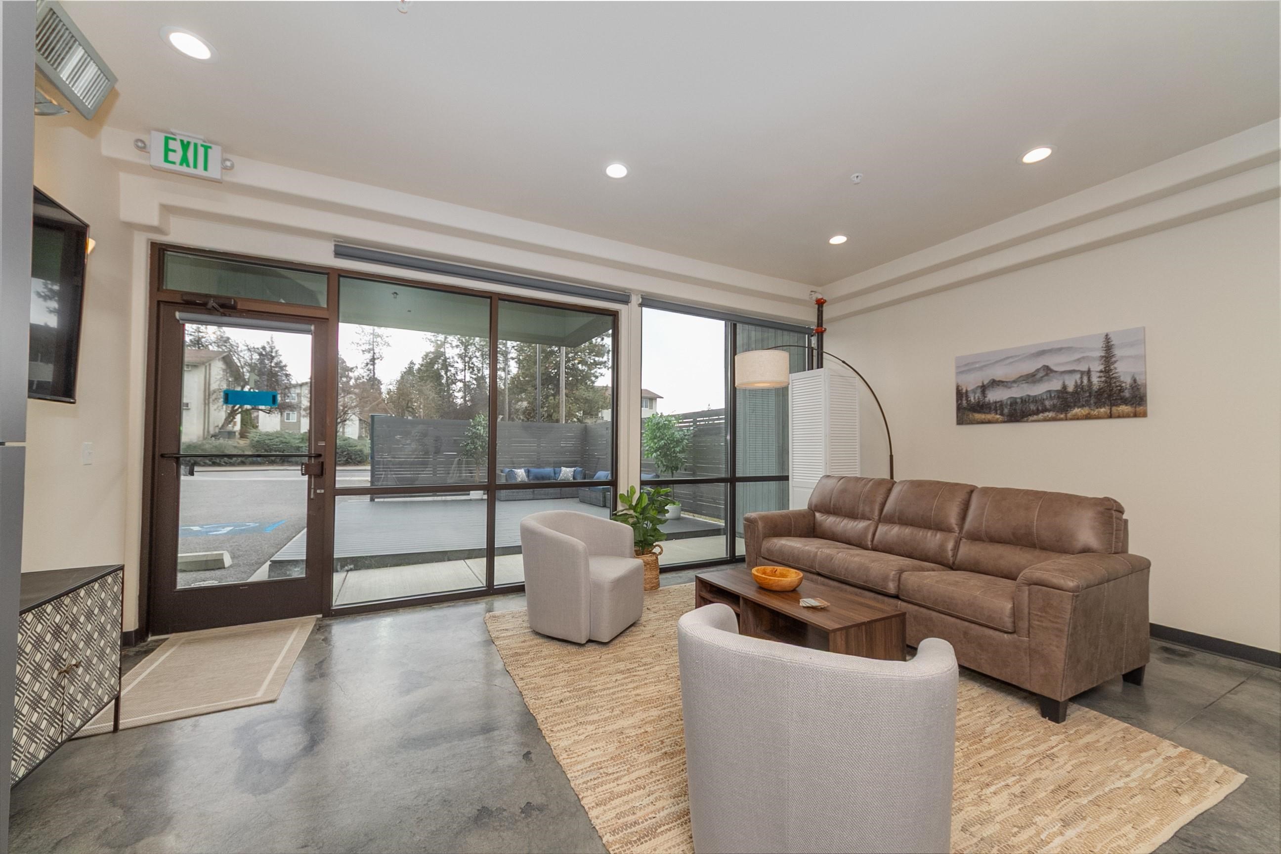 3003 E 30th Ave - Photo 4